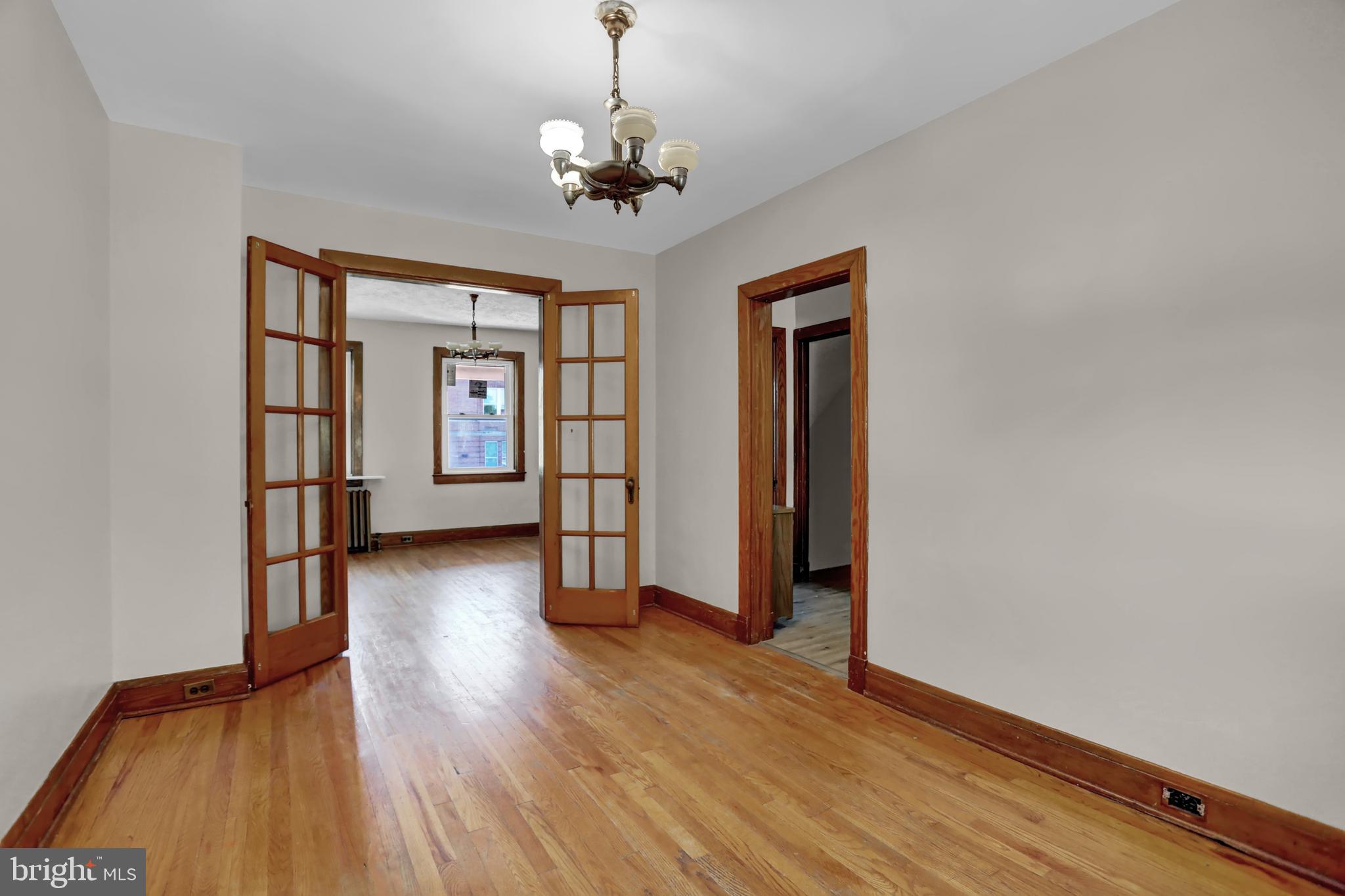 GREEKTOWN - Residential
