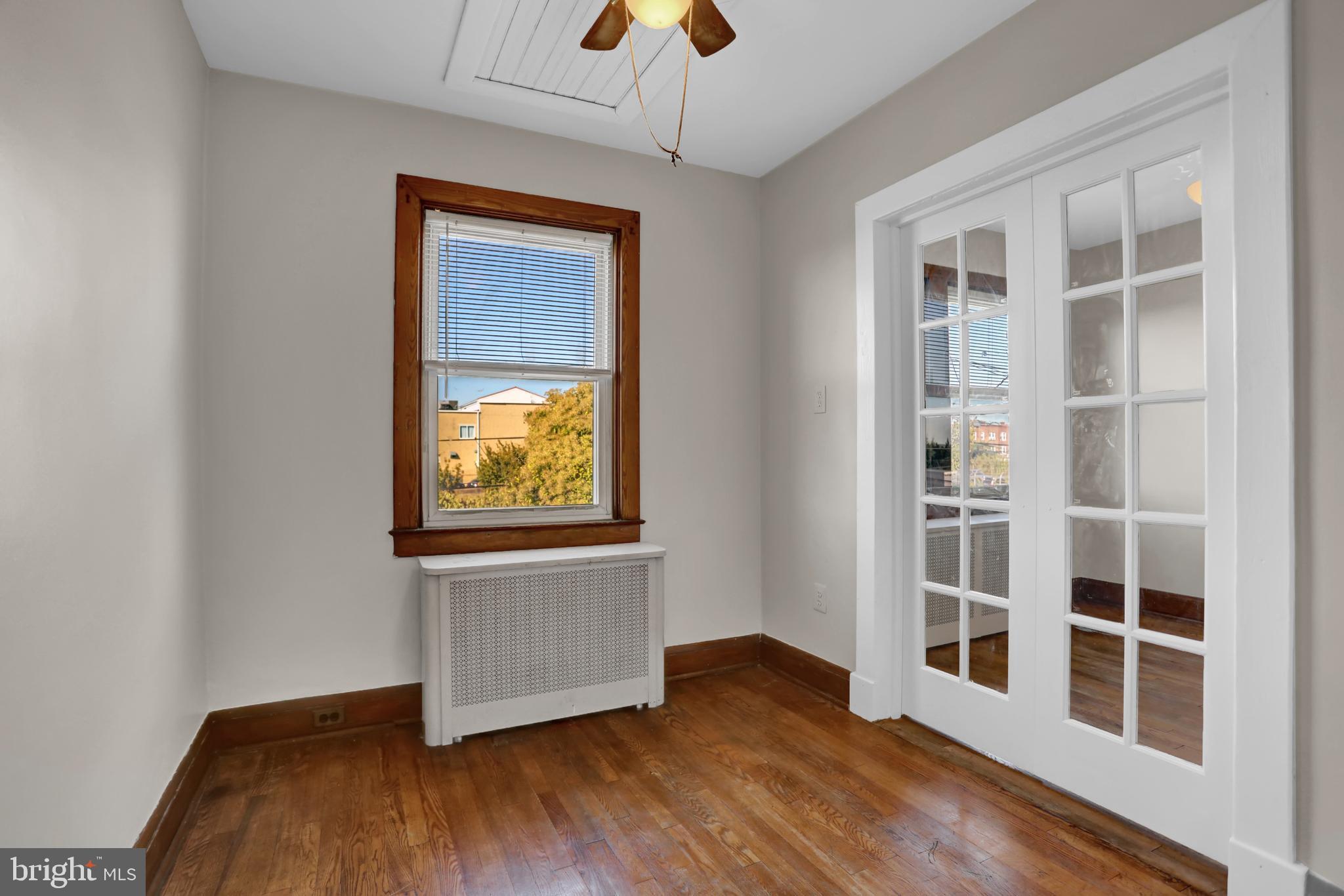 GREEKTOWN - Residential