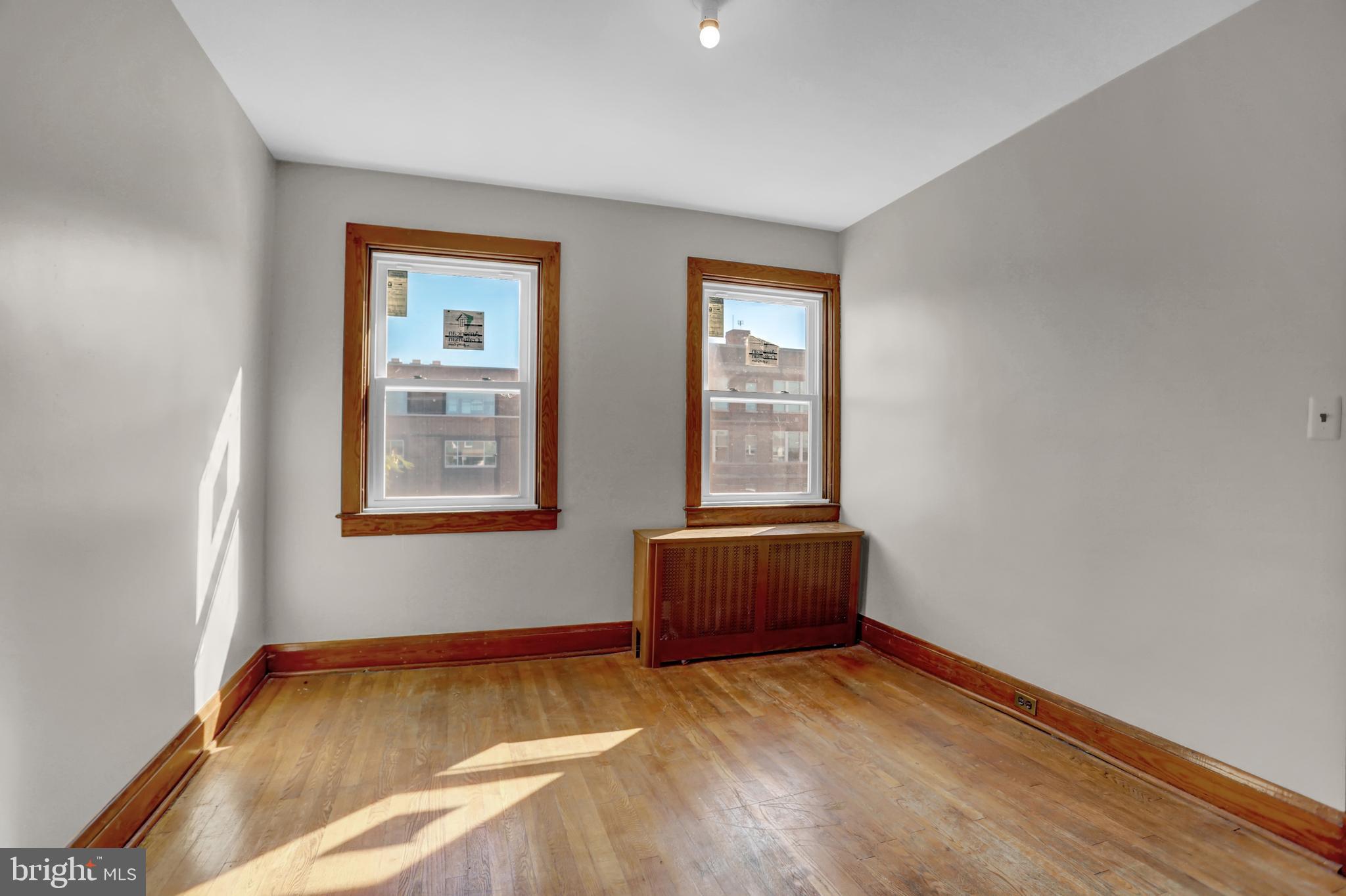 GREEKTOWN - Residential