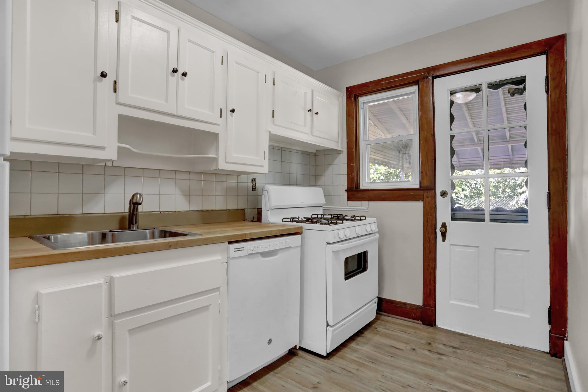 GREEKTOWN - Residential