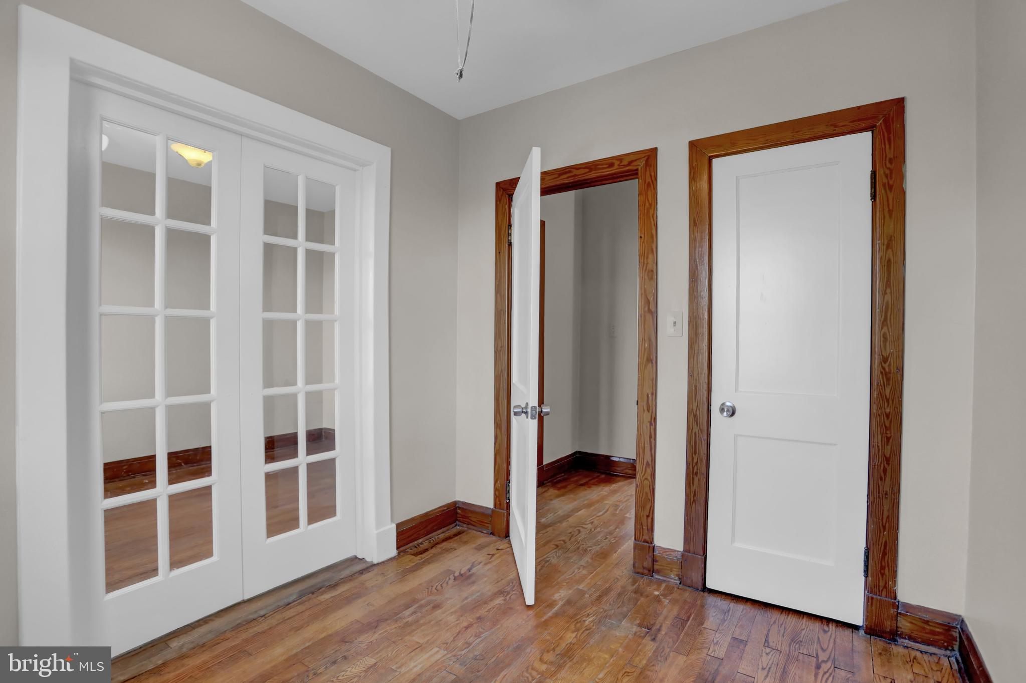 GREEKTOWN - Residential
