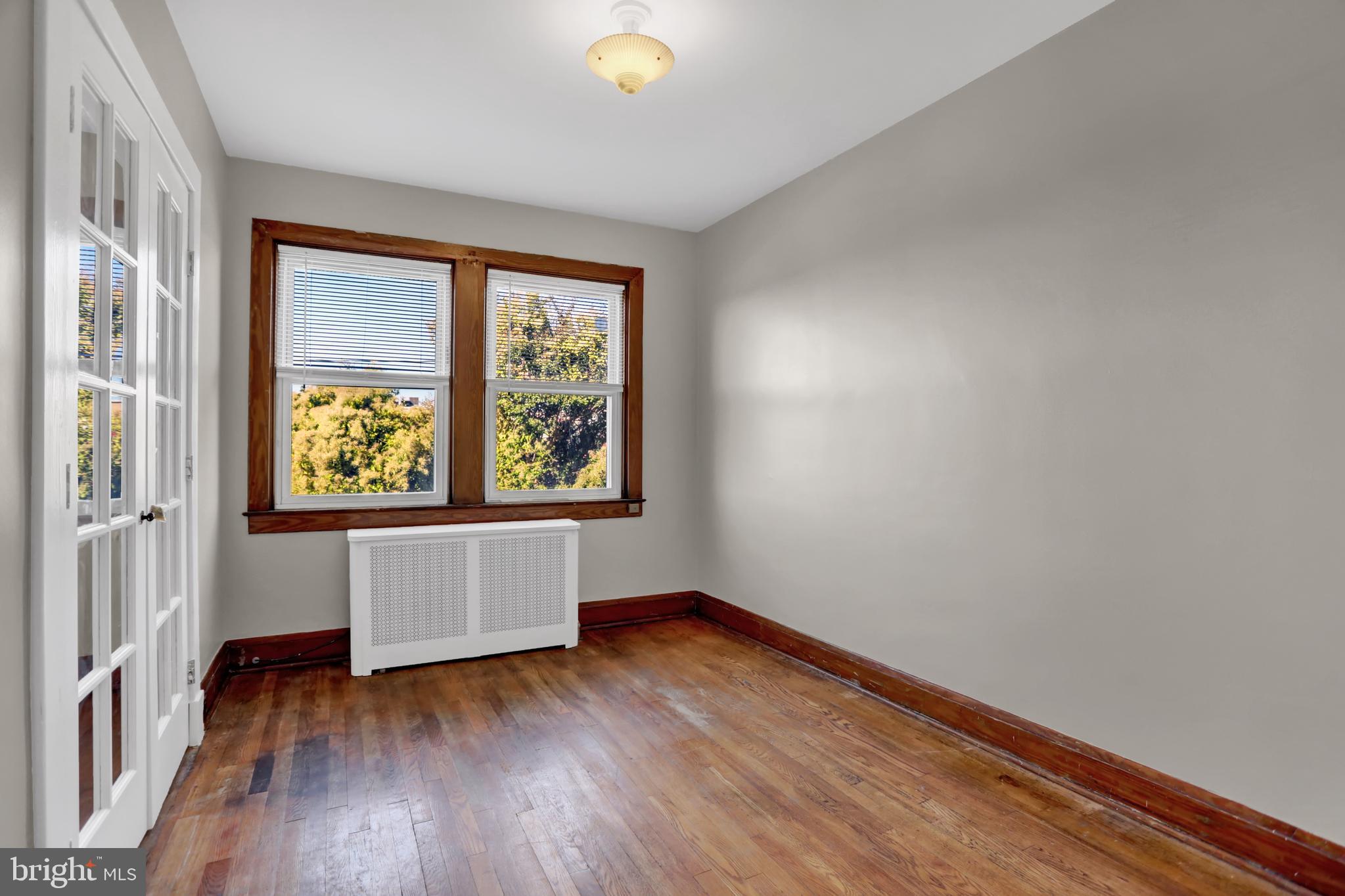 GREEKTOWN - Residential