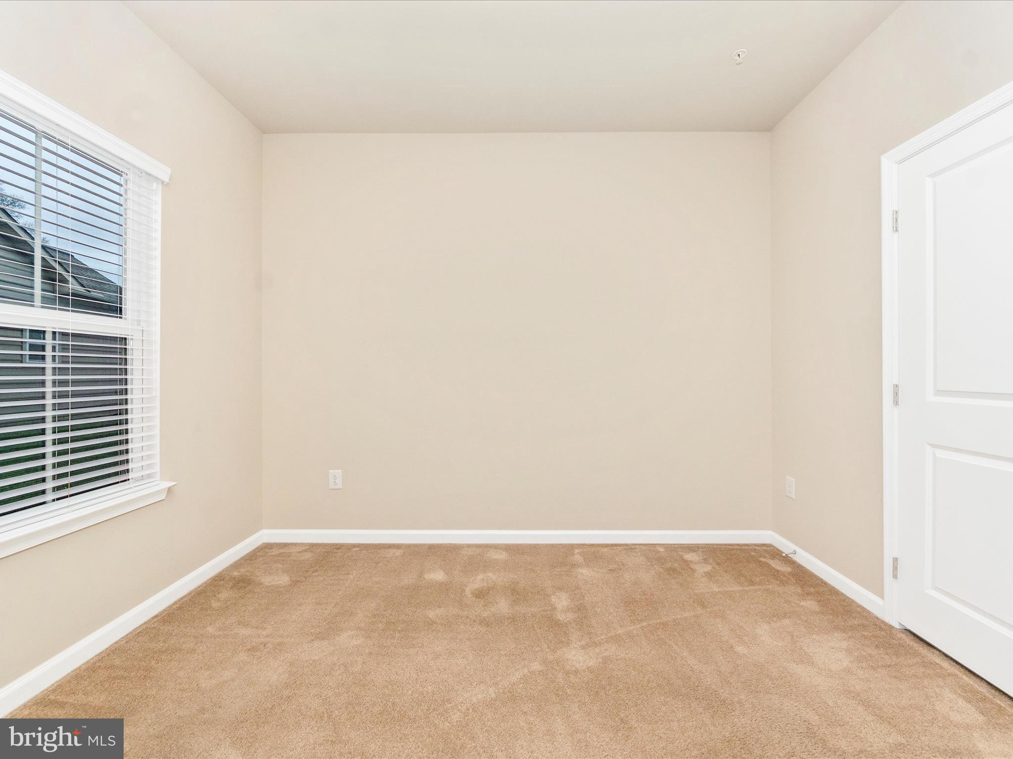 CENTRAL PARKE COLONIAL CHARLES - Residential