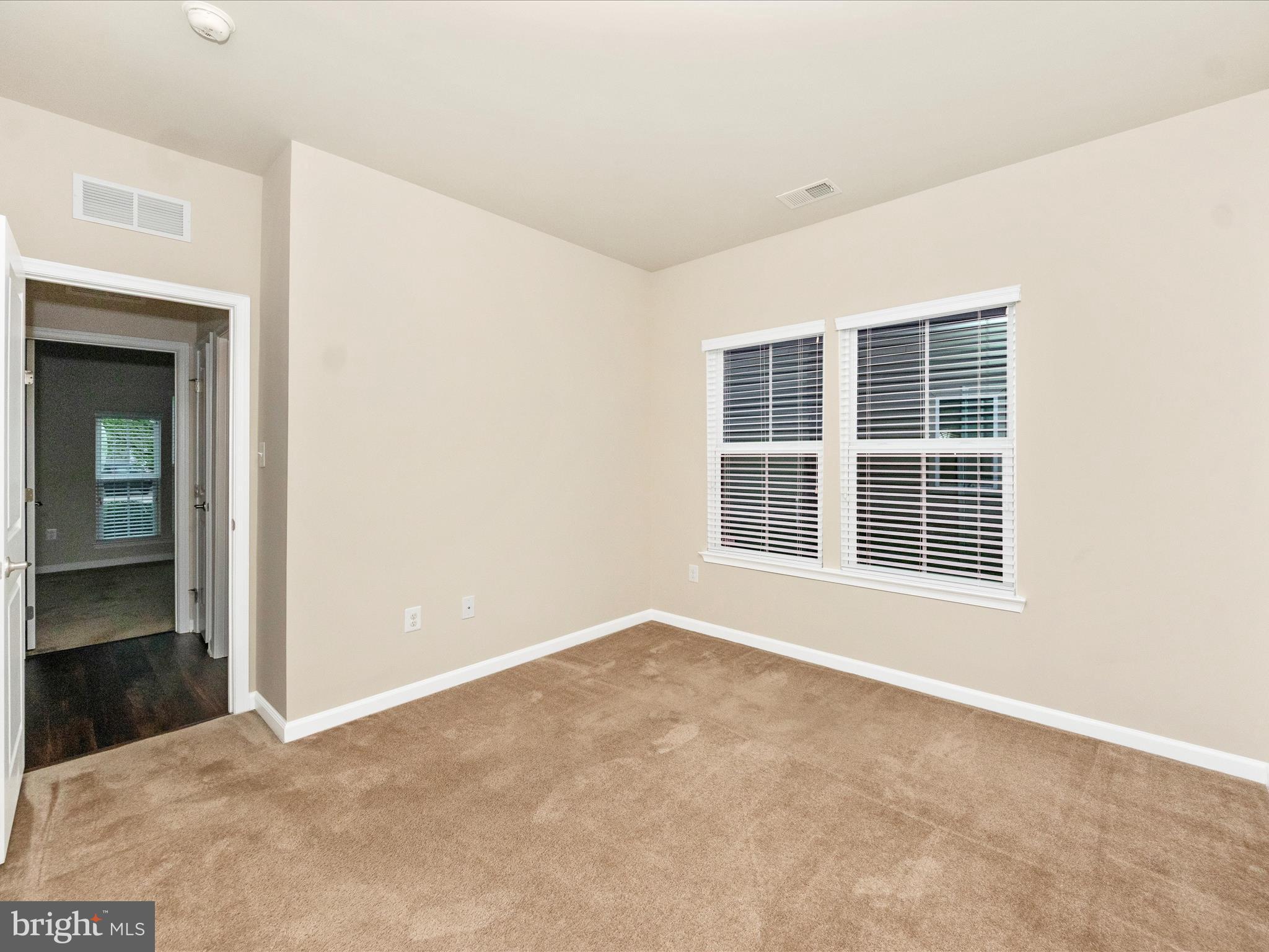 CENTRAL PARKE COLONIAL CHARLES - Residential