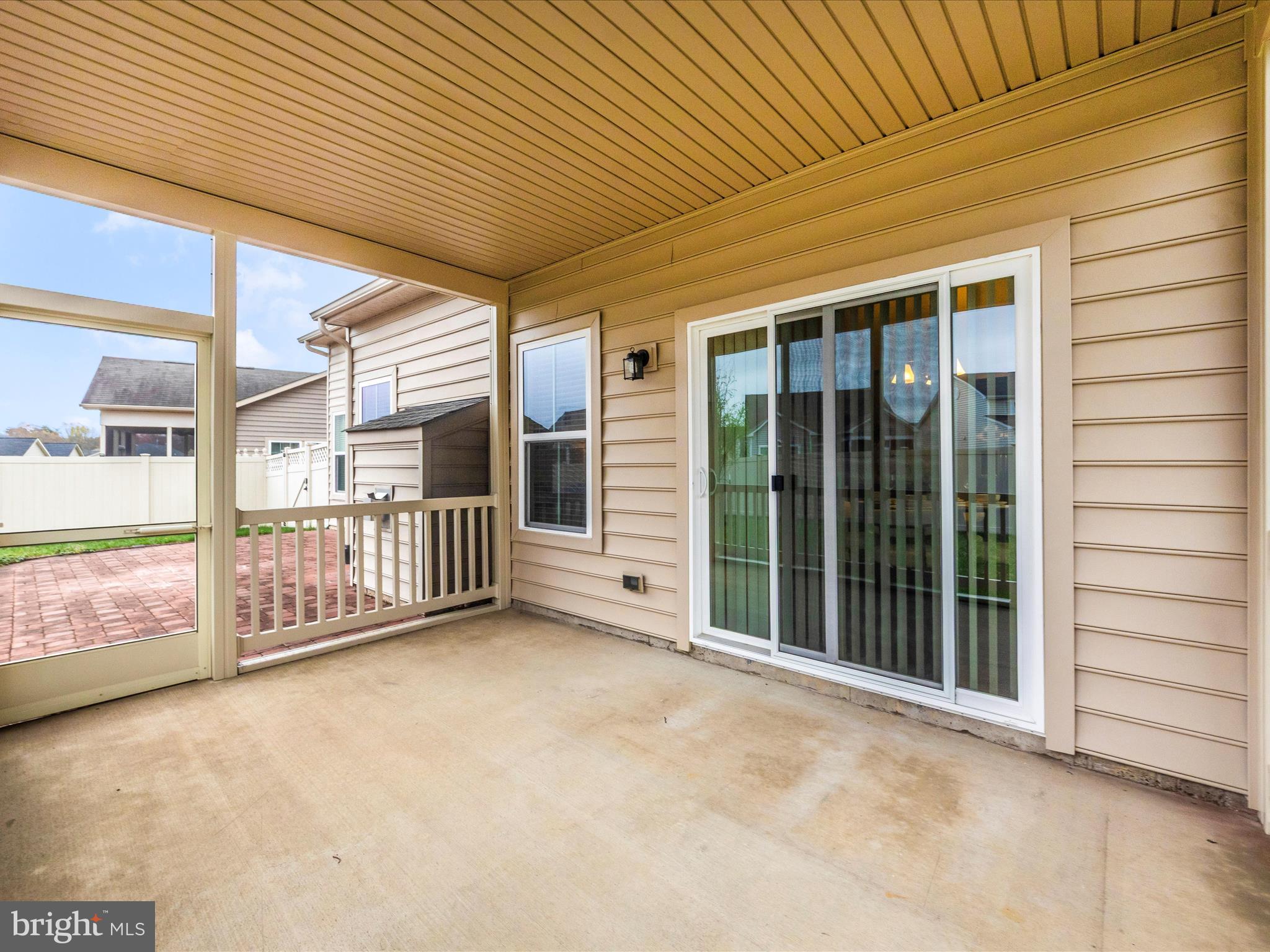 CENTRAL PARKE COLONIAL CHARLES - Residential