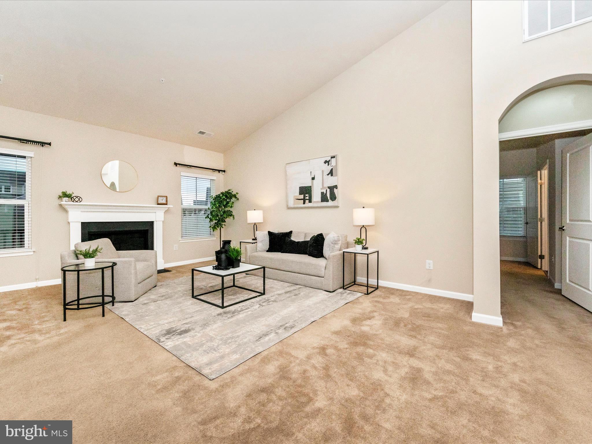 CENTRAL PARKE COLONIAL CHARLES - Residential