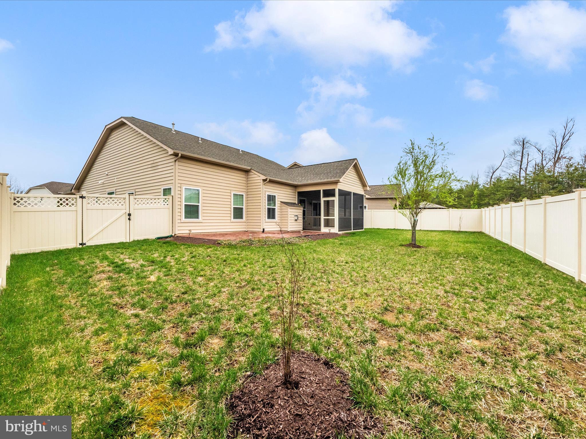 CENTRAL PARKE COLONIAL CHARLES - Residential