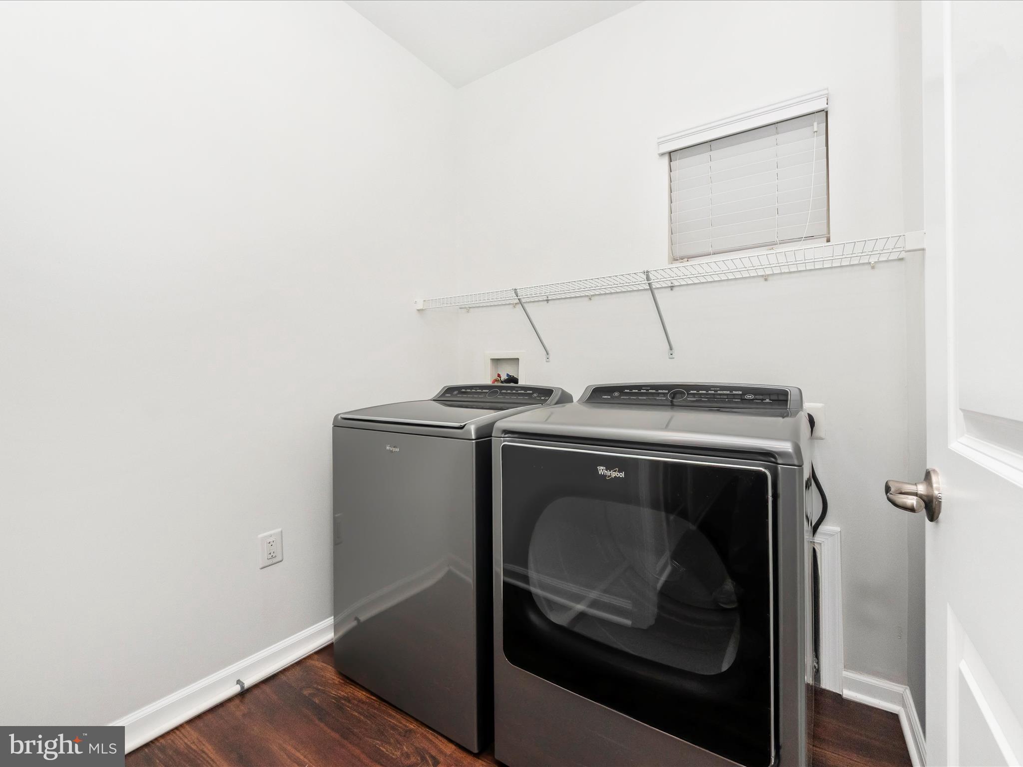 CENTRAL PARKE COLONIAL CHARLES - Residential