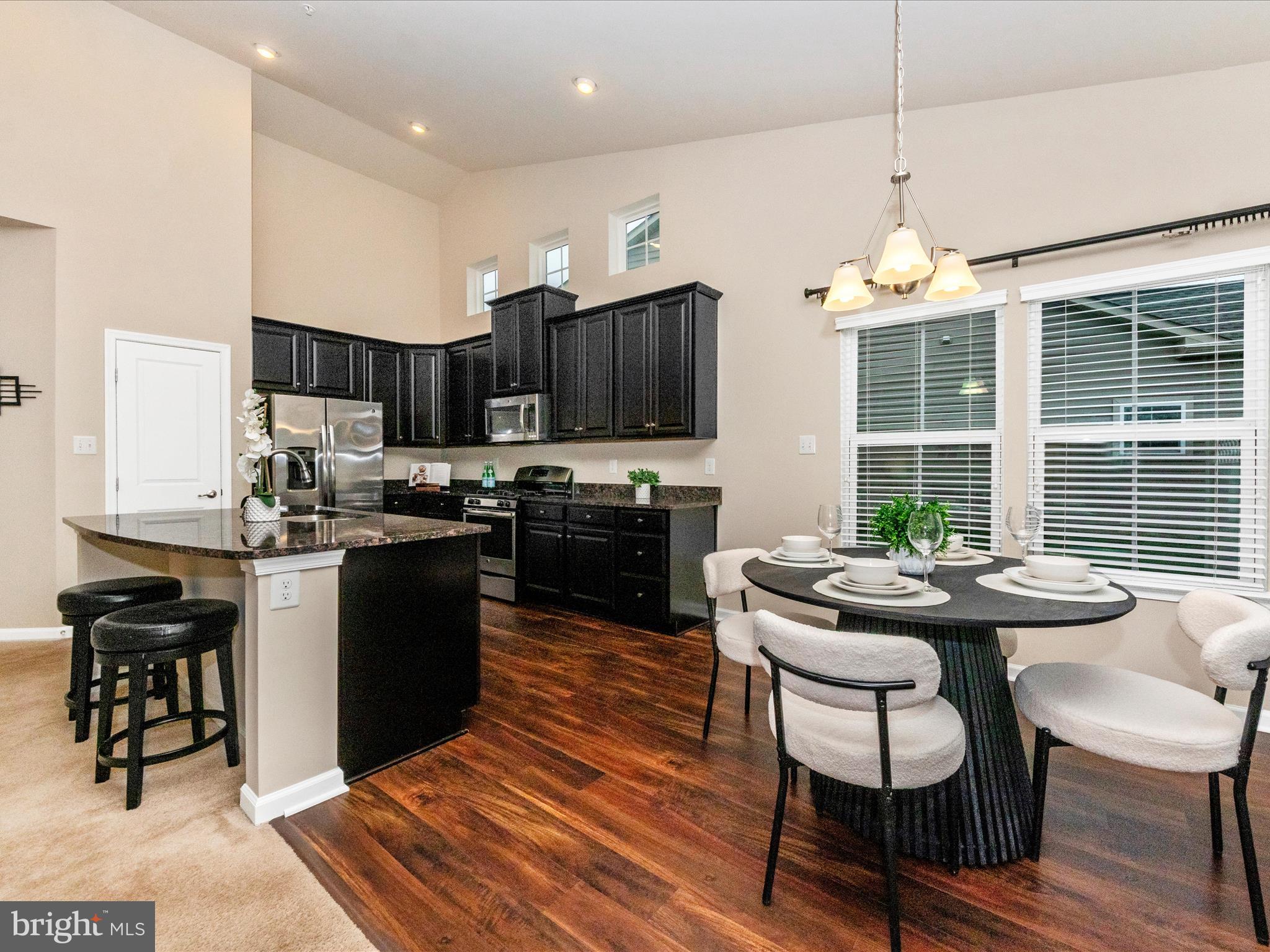 CENTRAL PARKE COLONIAL CHARLES - Residential