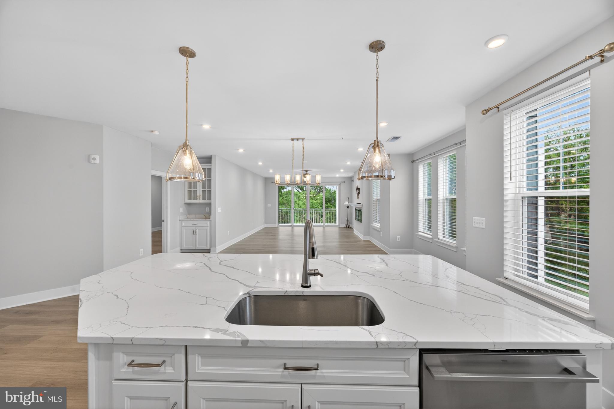 FOUR SEASONS AT KENT ISLAND - Residential