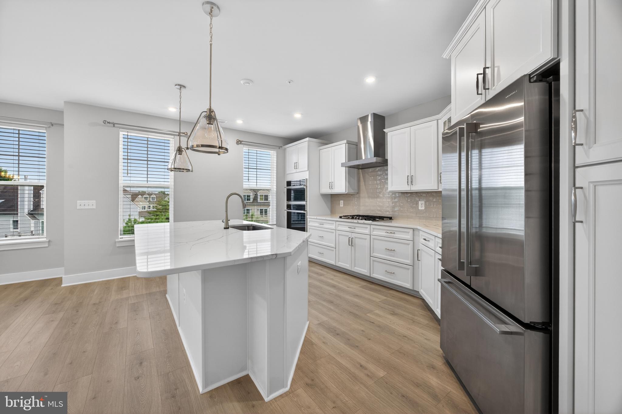 FOUR SEASONS AT KENT ISLAND - Residential