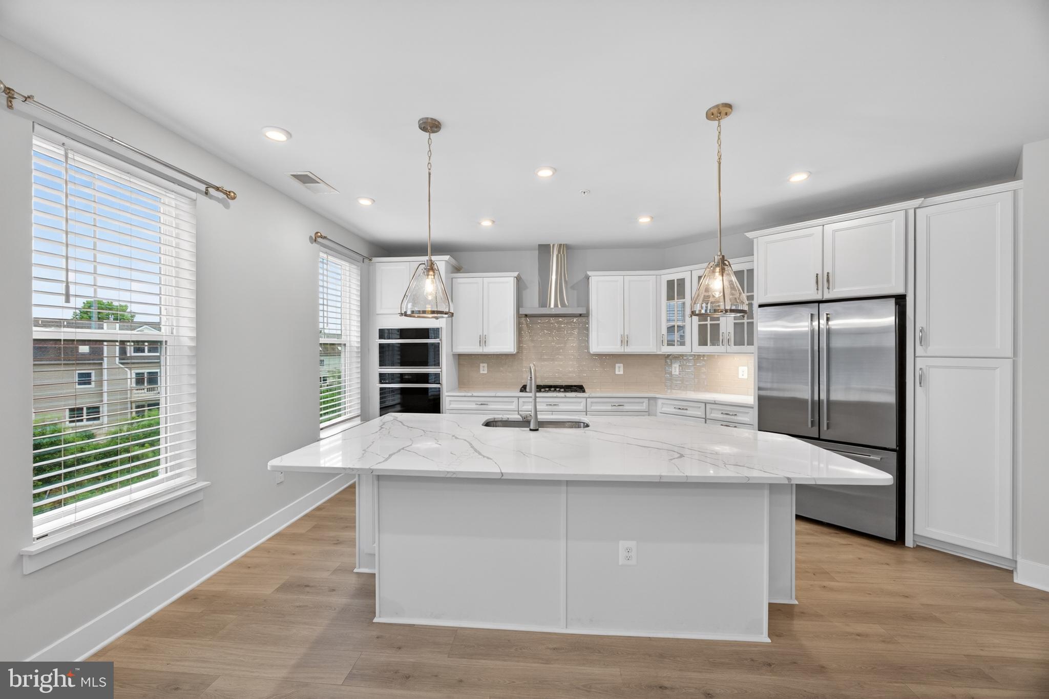 FOUR SEASONS AT KENT ISLAND - Residential