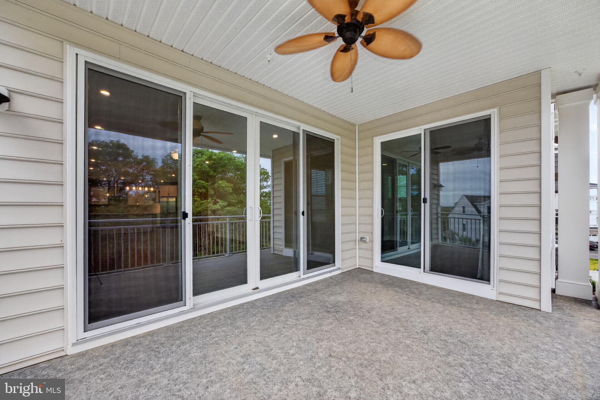 FOUR SEASONS AT KENT ISLAND - Residential