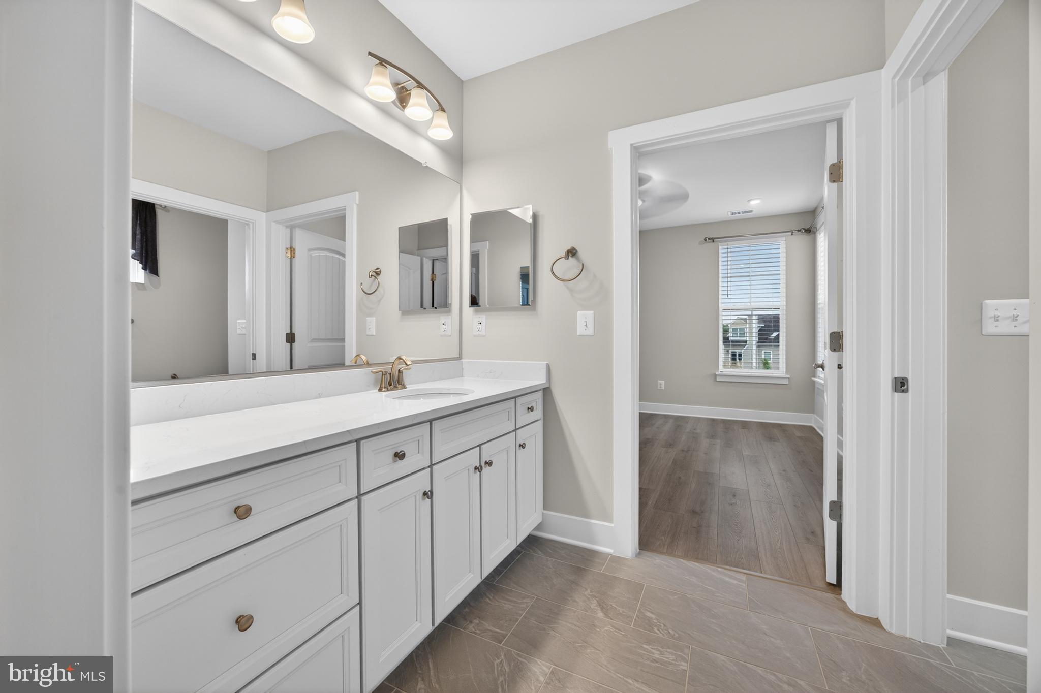 FOUR SEASONS AT KENT ISLAND - Residential