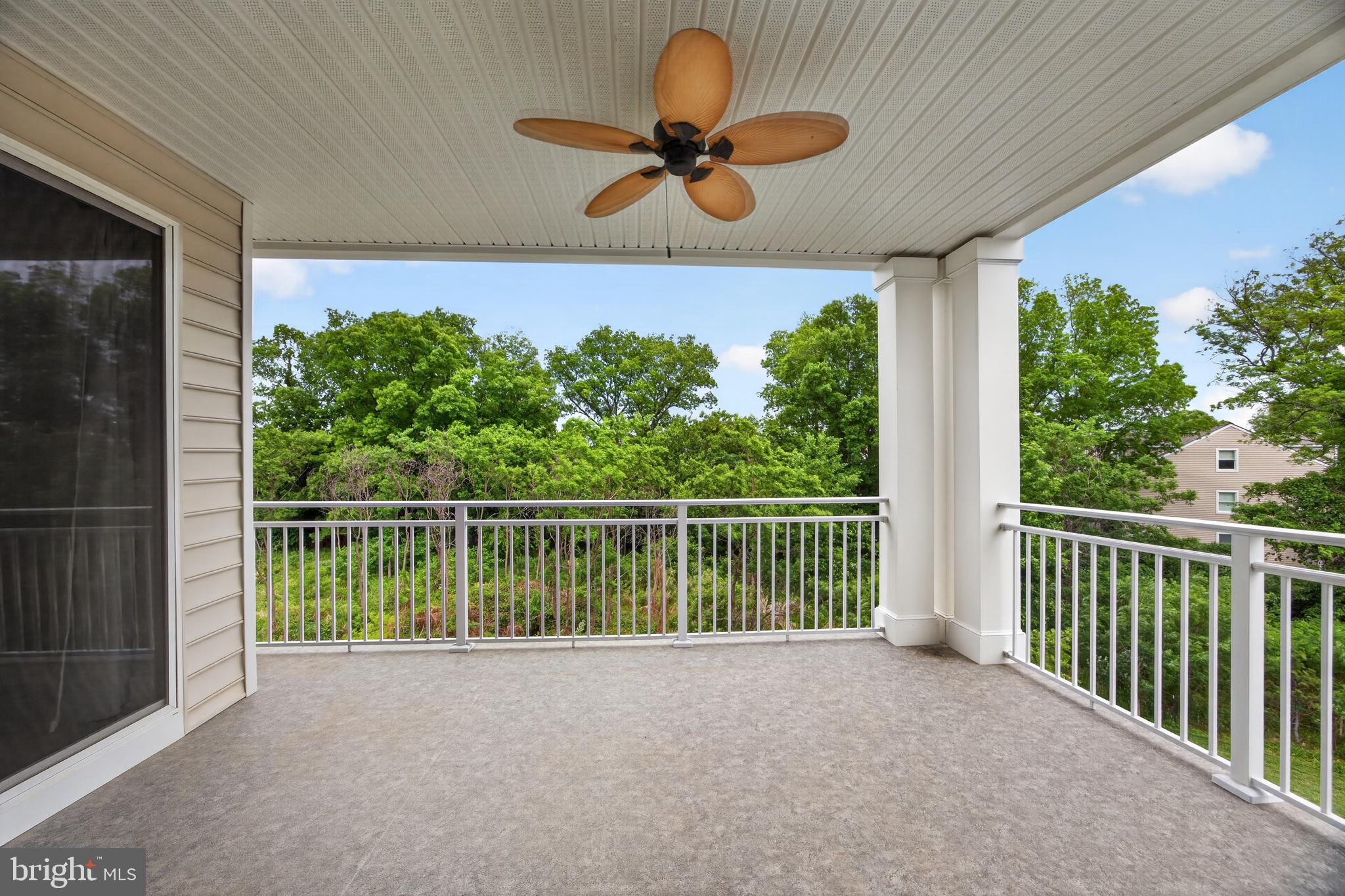 FOUR SEASONS AT KENT ISLAND - Residential