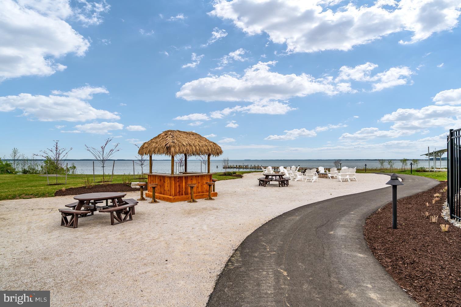 FOUR SEASONS AT KENT ISLAND - Residential