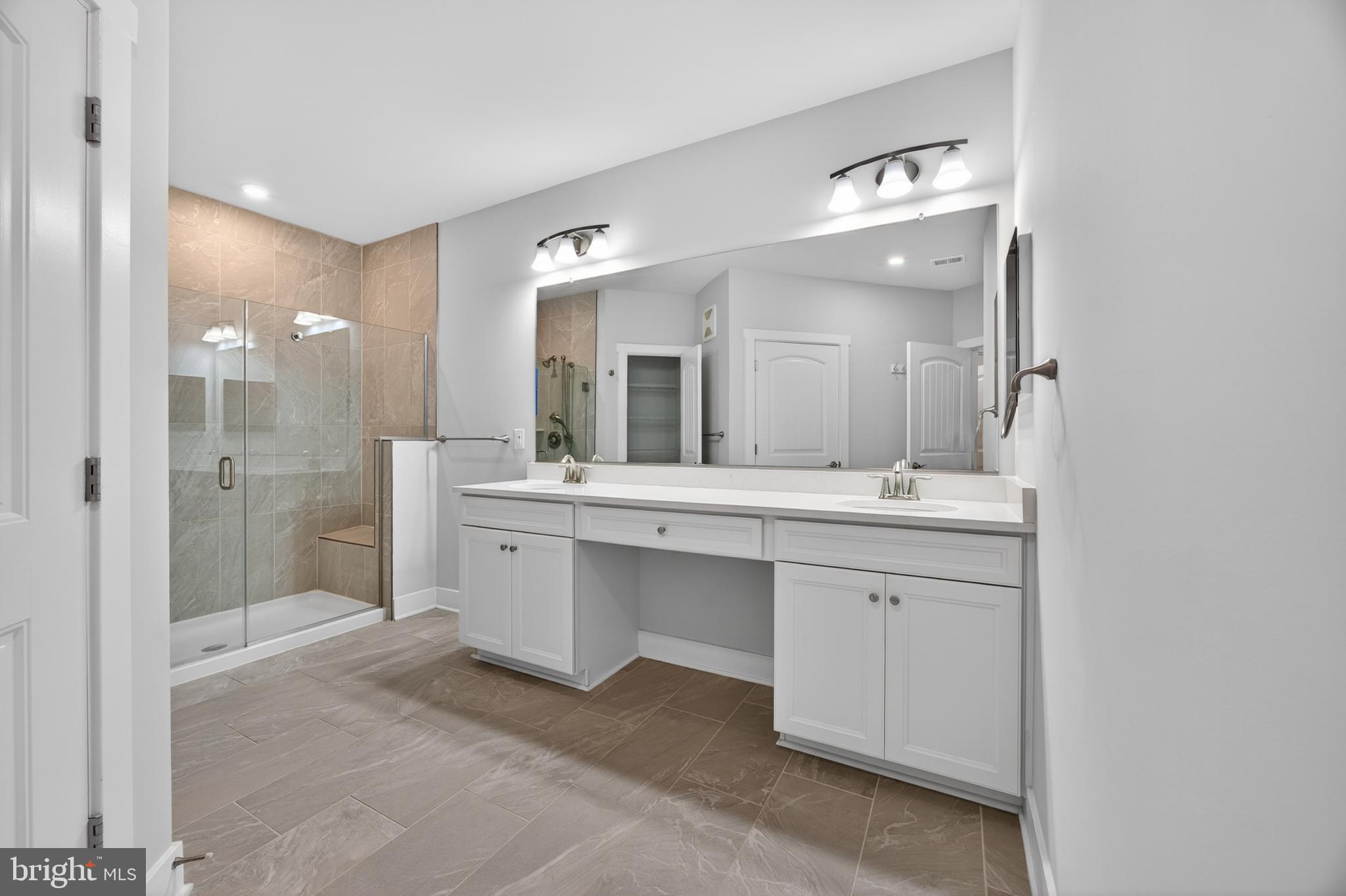 FOUR SEASONS AT KENT ISLAND - Residential