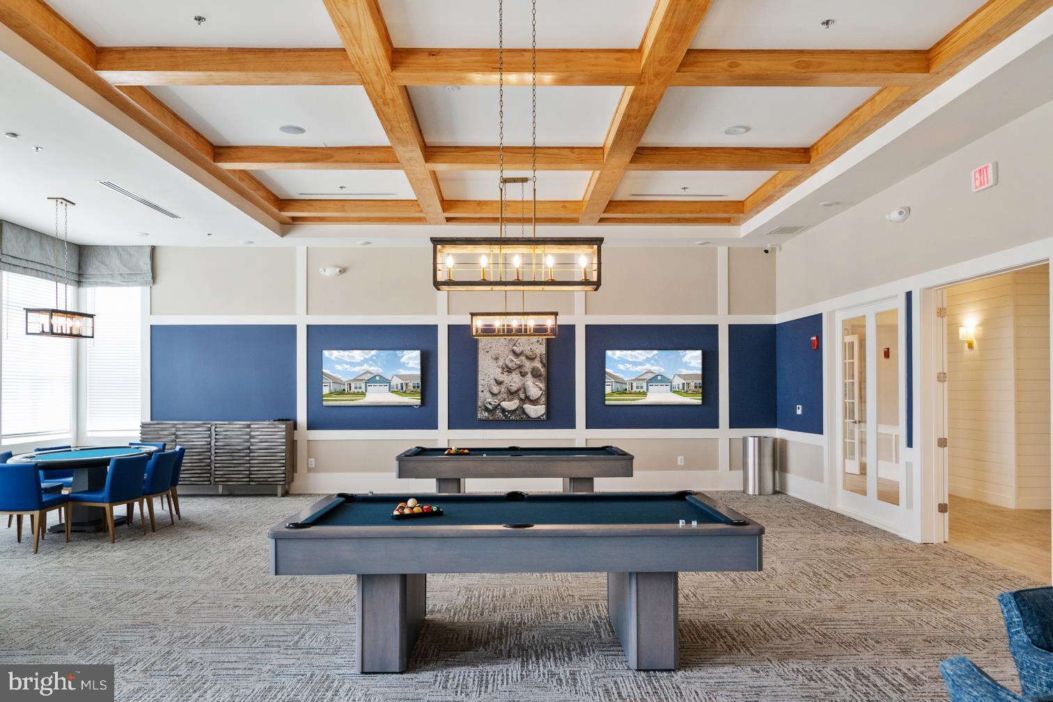 FOUR SEASONS AT KENT ISLAND - Residential