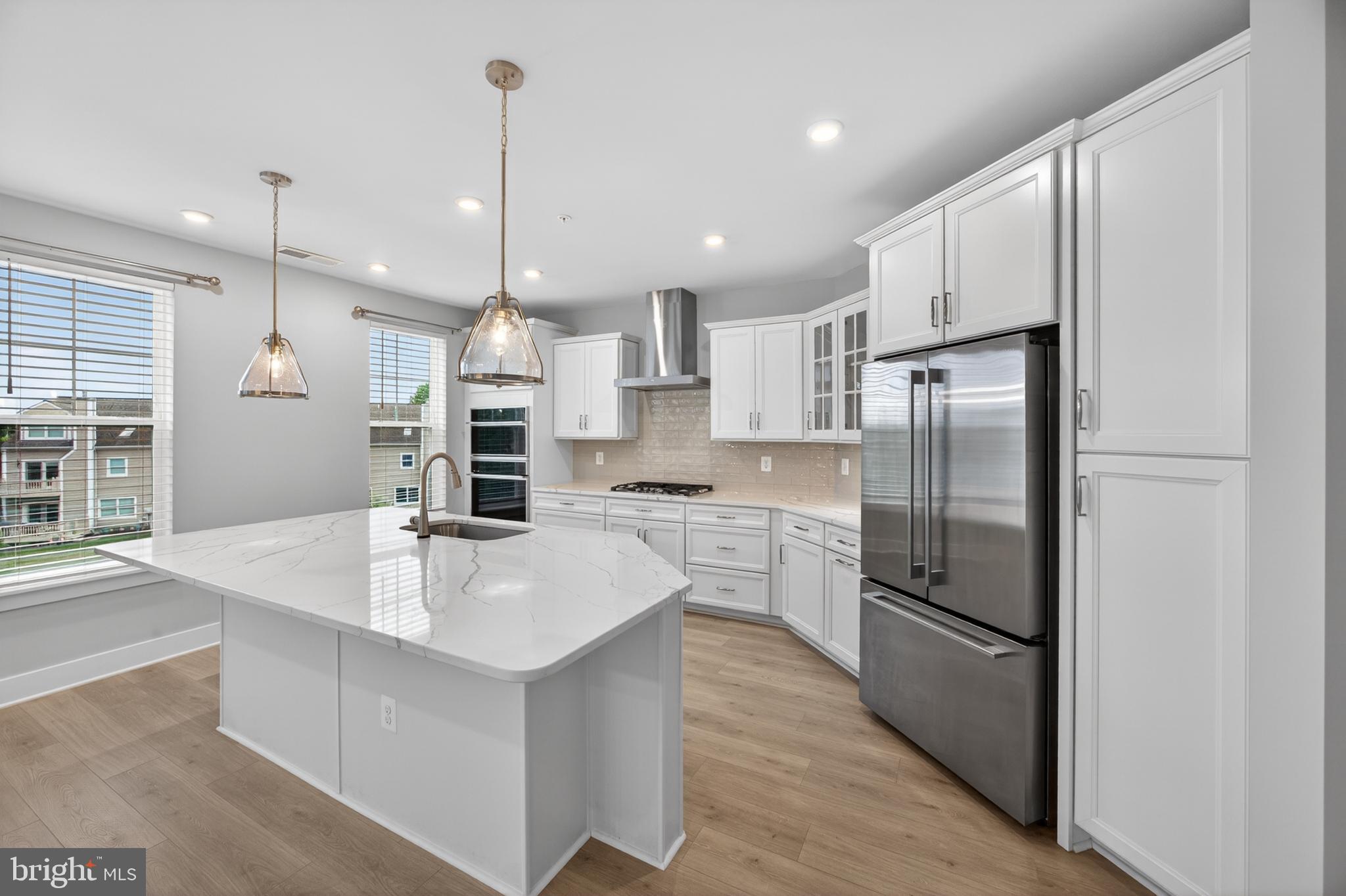 FOUR SEASONS AT KENT ISLAND - Residential