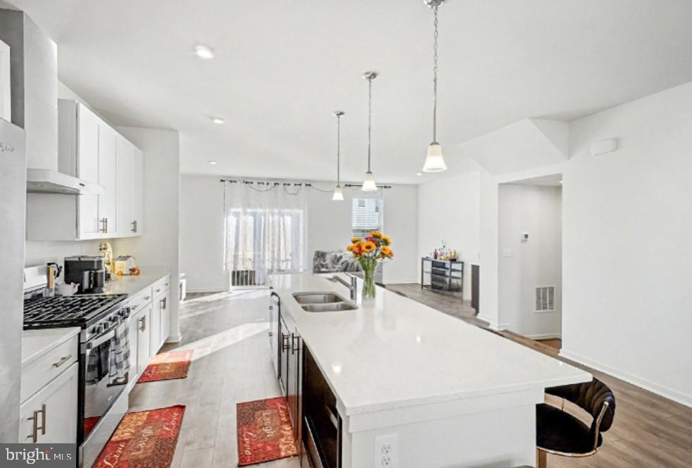 CHERRYVIEW LANDING - Residential Lease