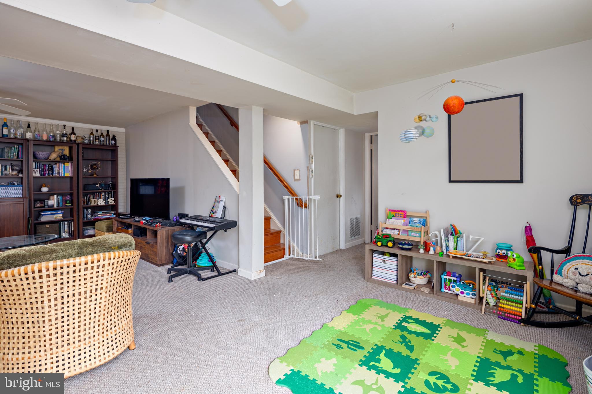 MONTEVIDEO COURT - Residential