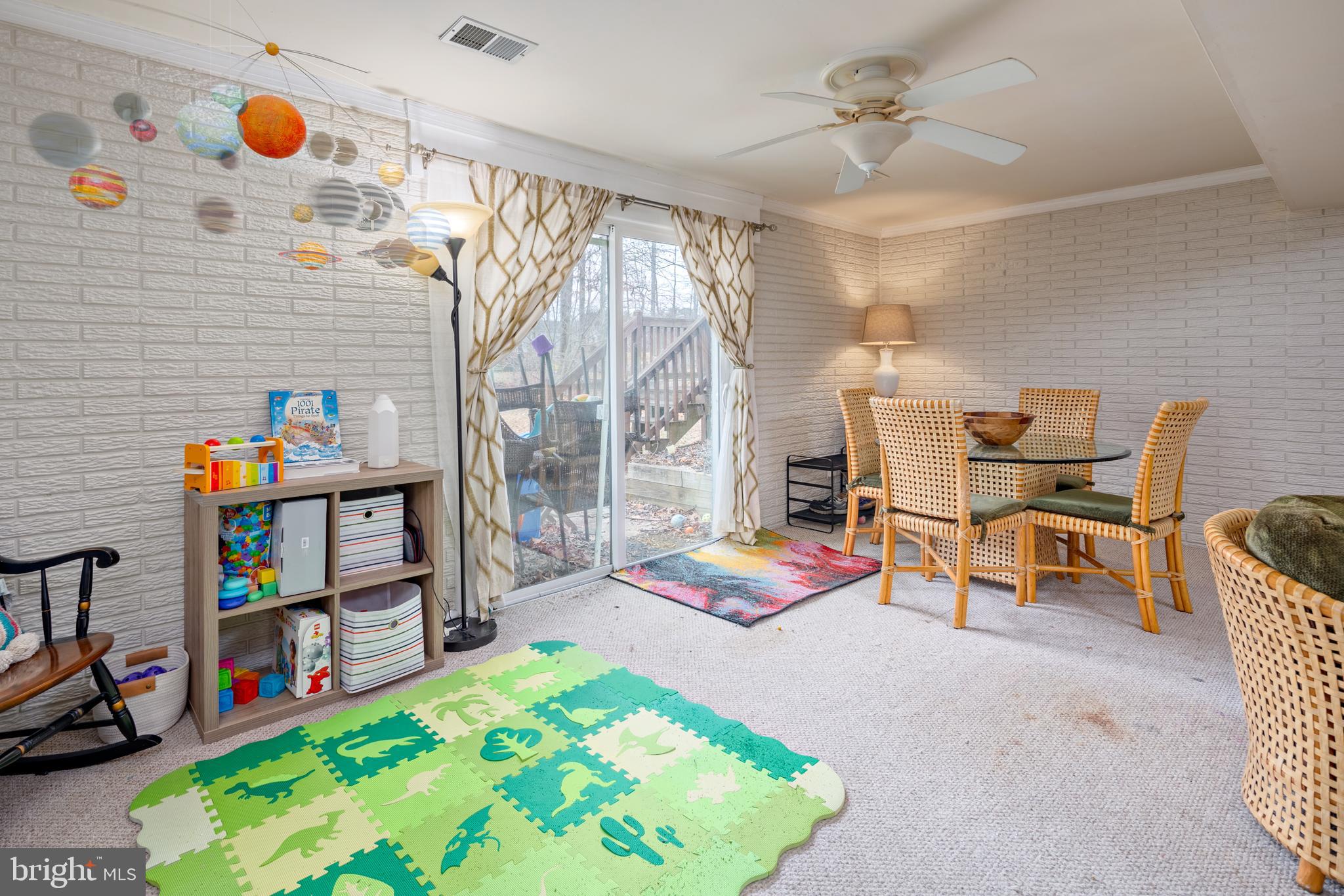 MONTEVIDEO COURT - Residential