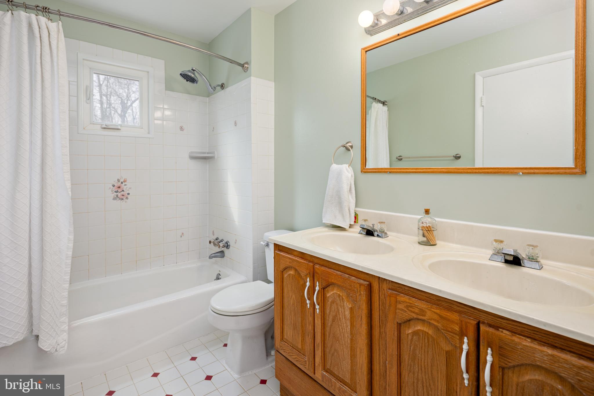 MONTEVIDEO COURT - Residential