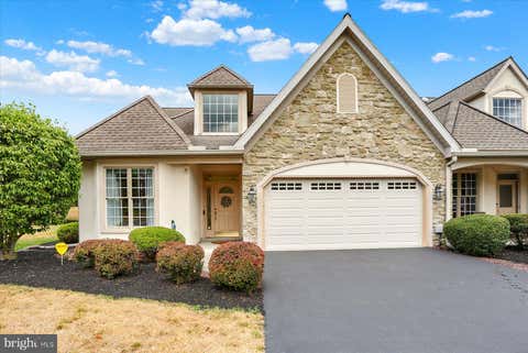 Townhouse For Sale - 4304 S Victoria Way<br/> HARRISBURG, PA 17112