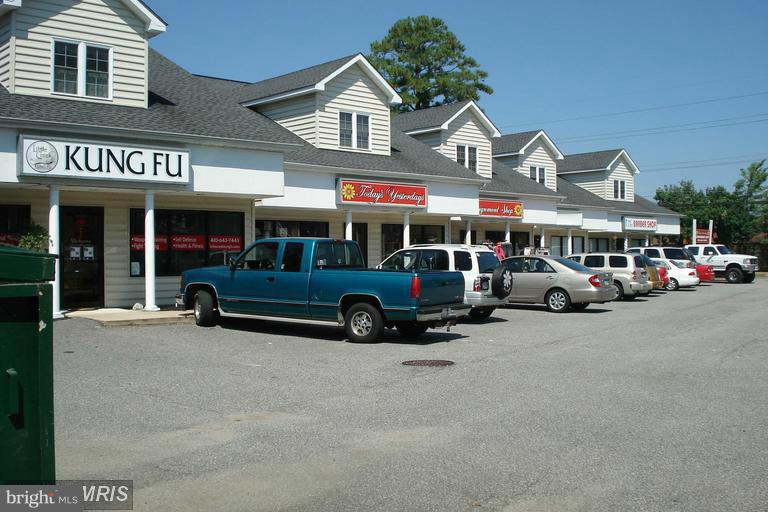 CHESTER - Residential Lease