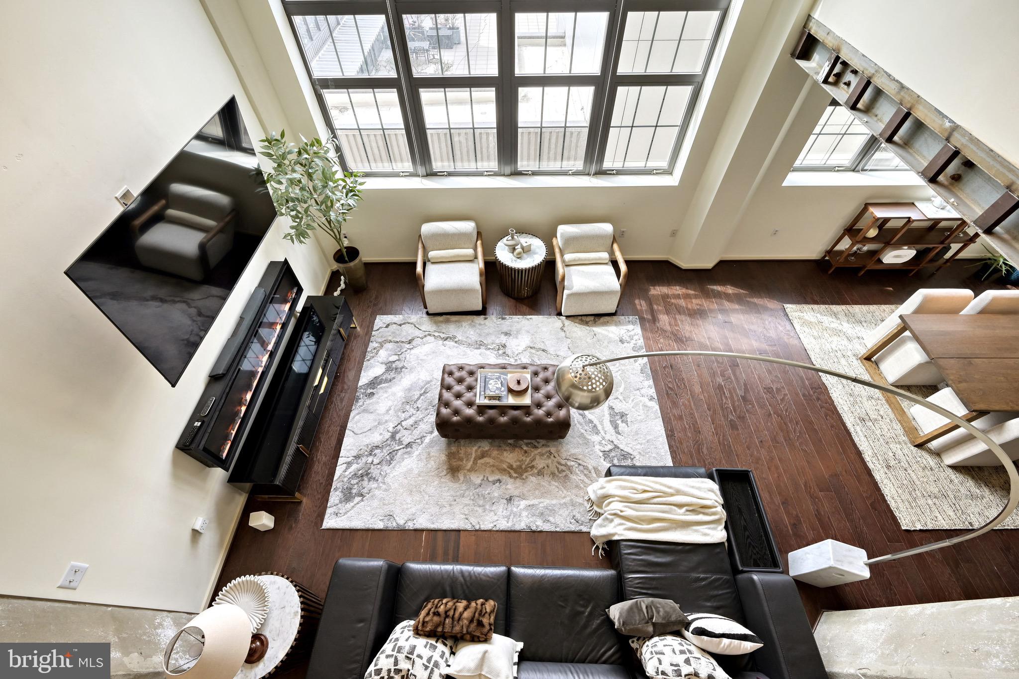 LOCUST POINT - Residential