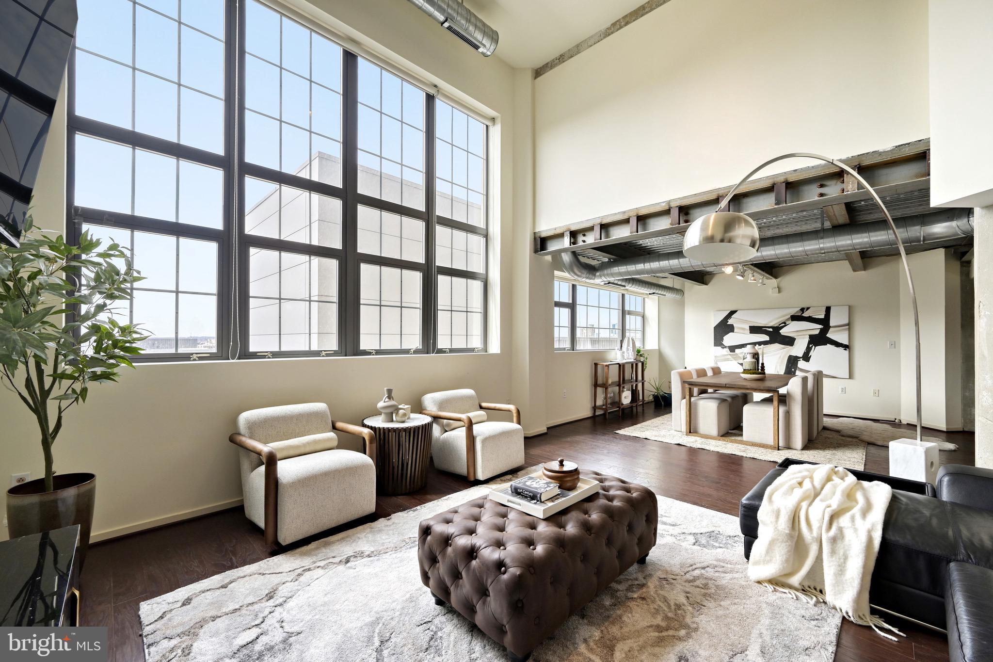 LOCUST POINT - Residential