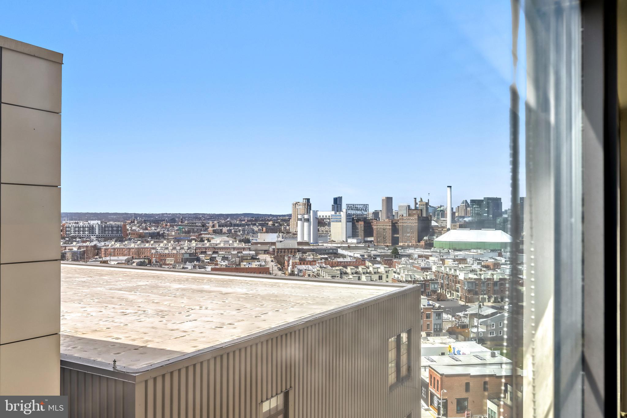 LOCUST POINT - Residential