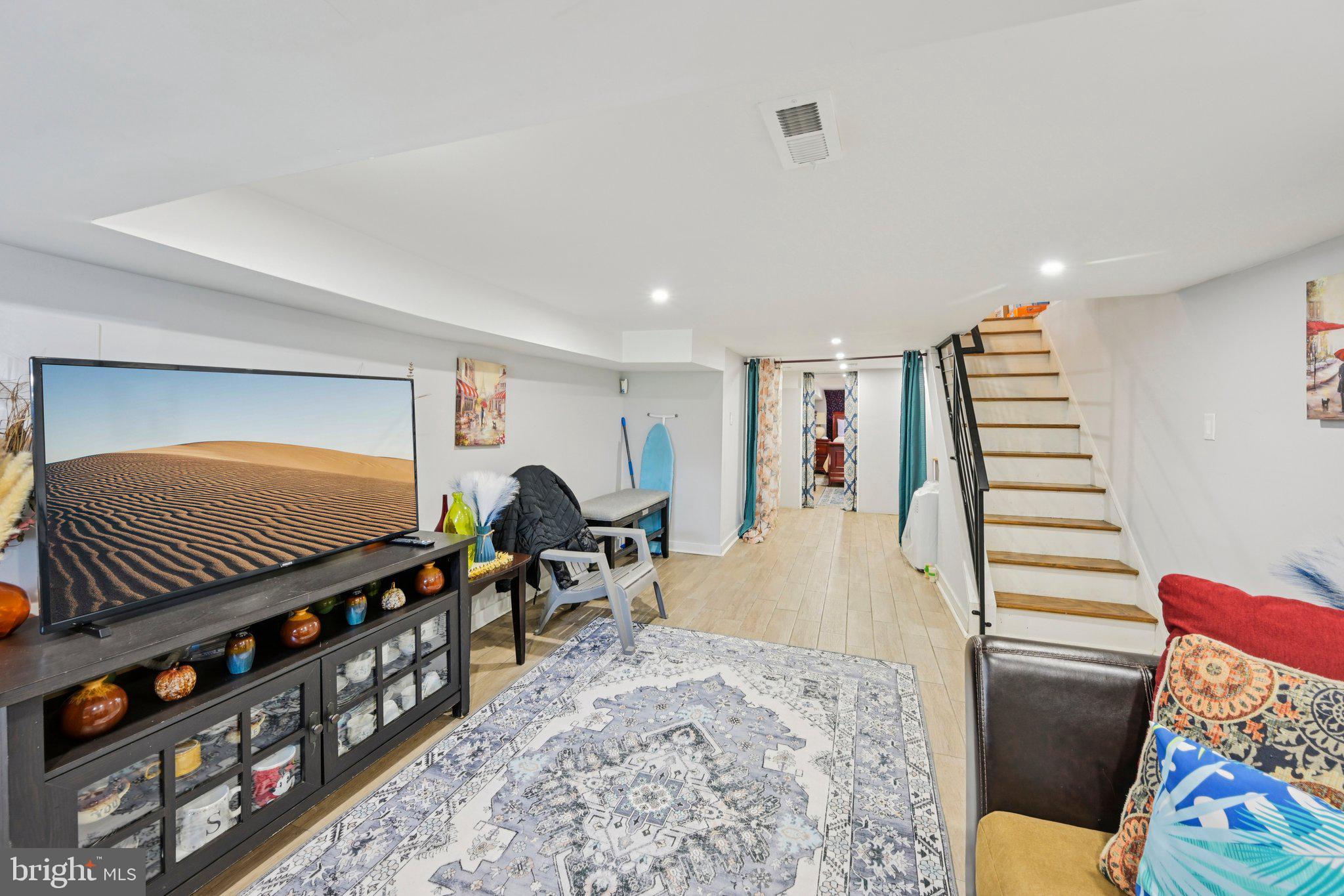 PHILADELPHIA - Residential