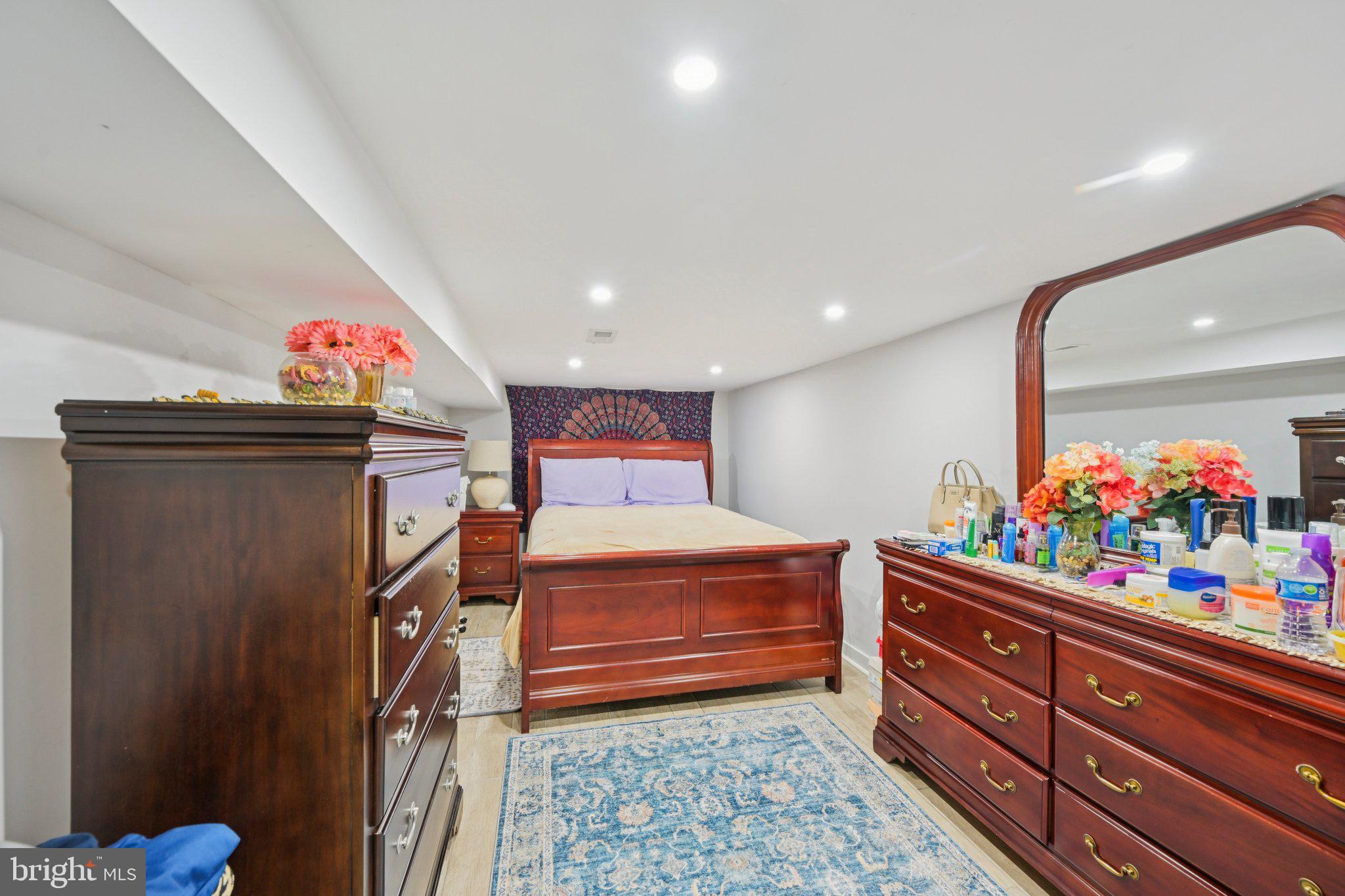 PHILADELPHIA - Residential