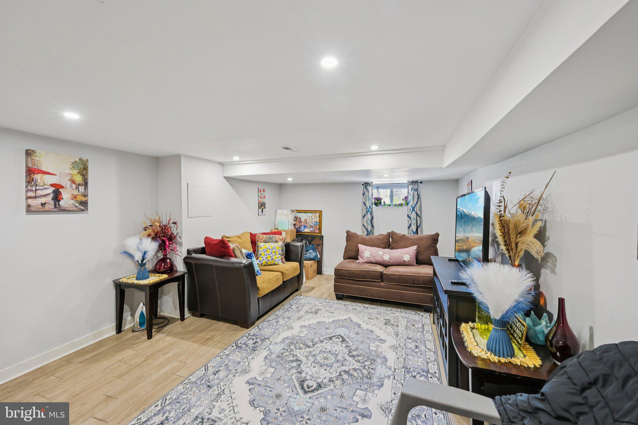 PHILADELPHIA - Residential