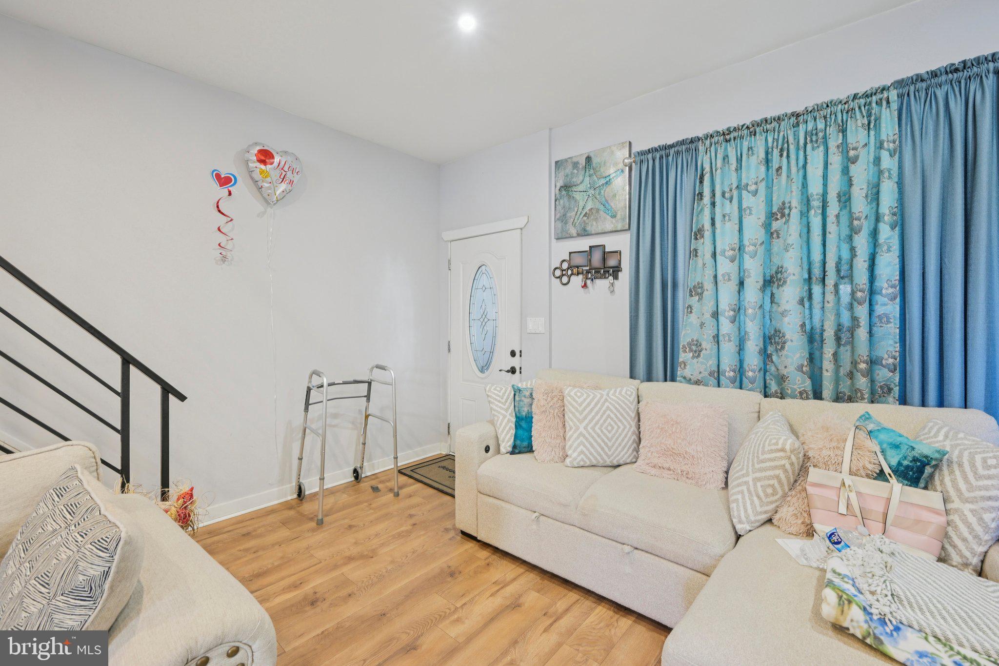 PHILADELPHIA - Residential