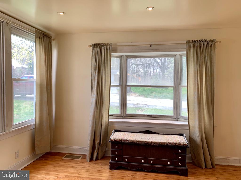 VIOLETVILLE - Residential