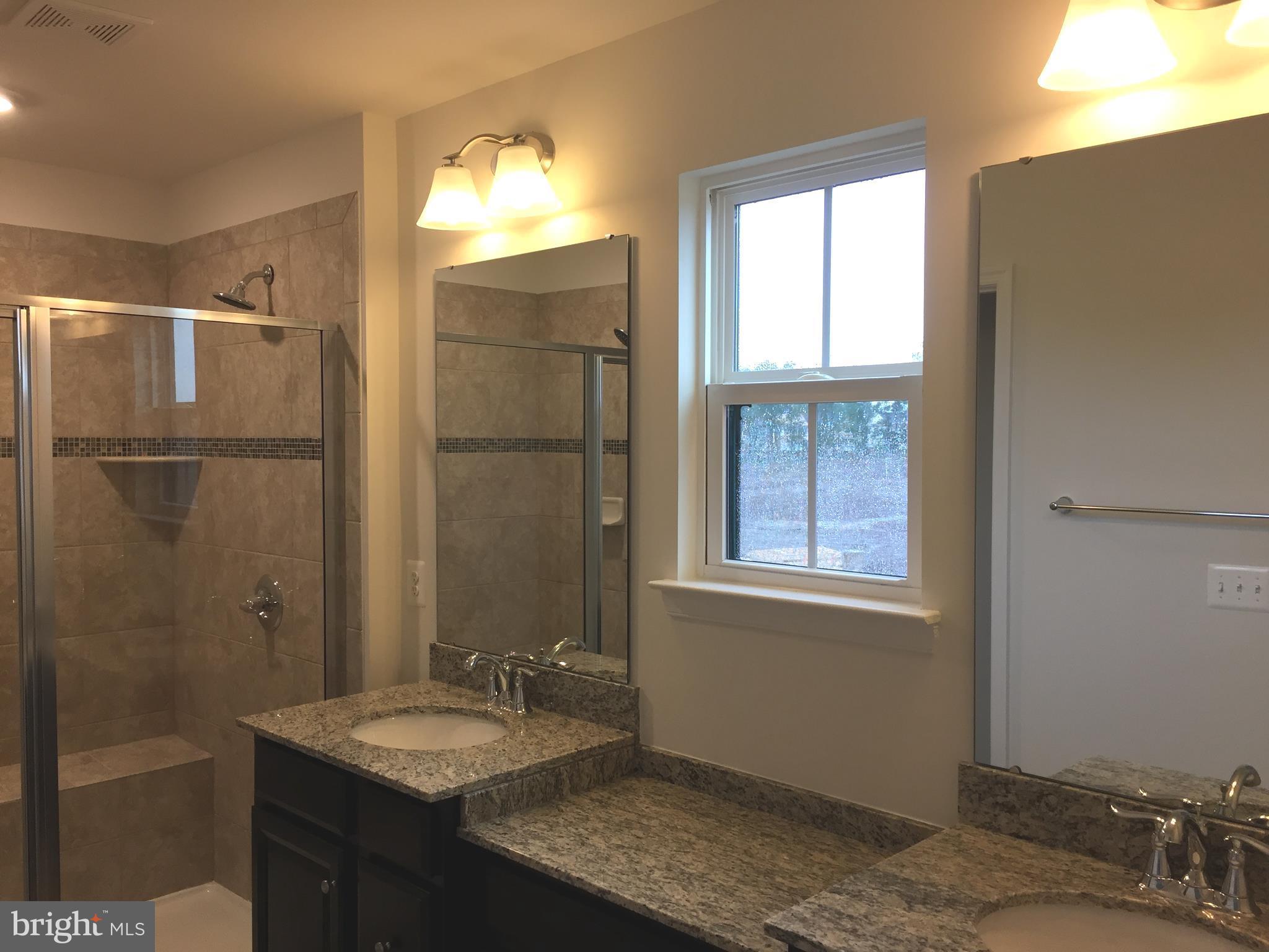 WESTMOORE - Residential Lease