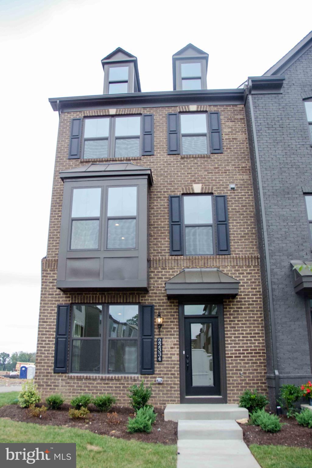 WESTMOORE - Residential Lease