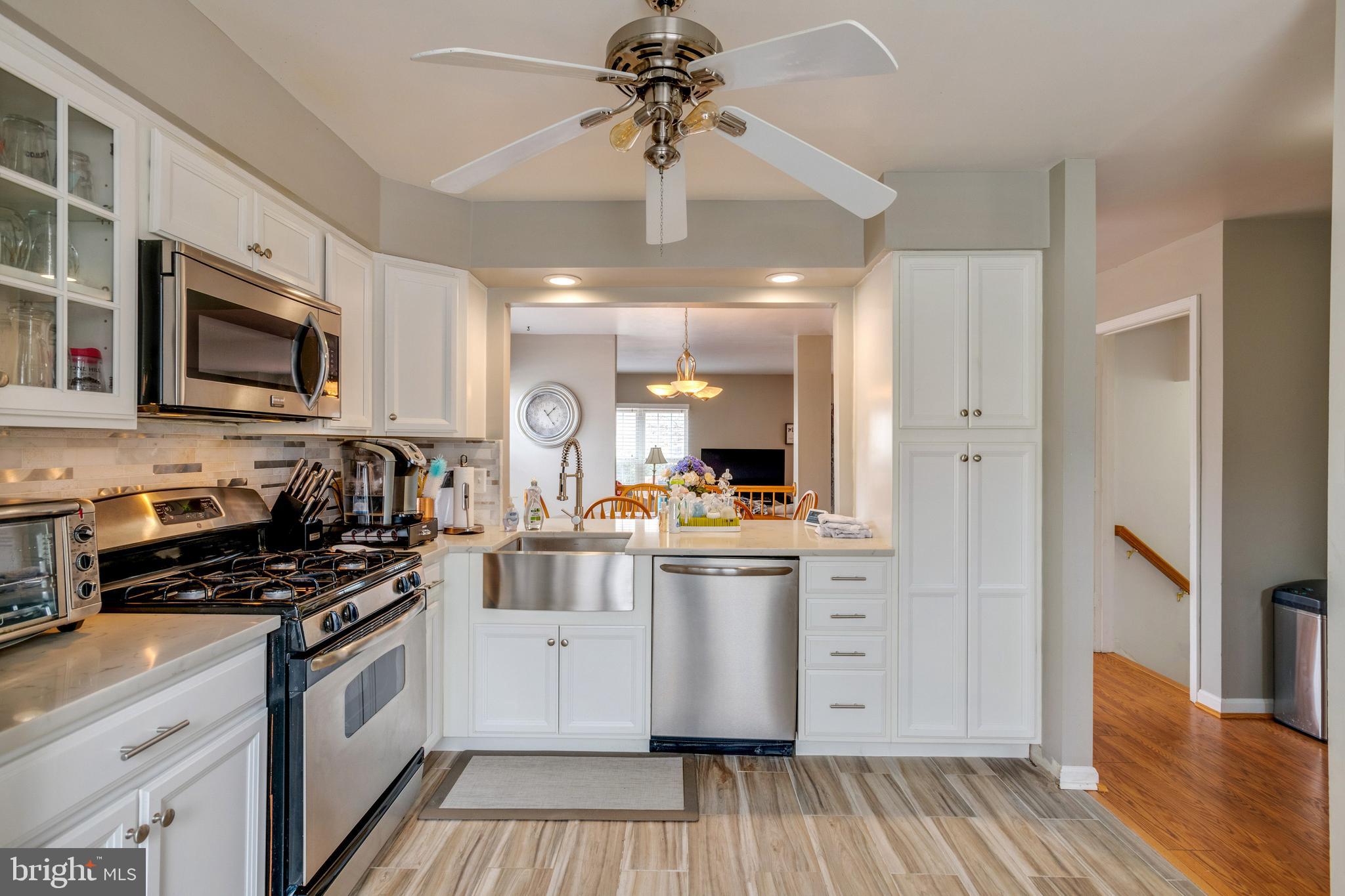 ROLLING BROOK - Residential