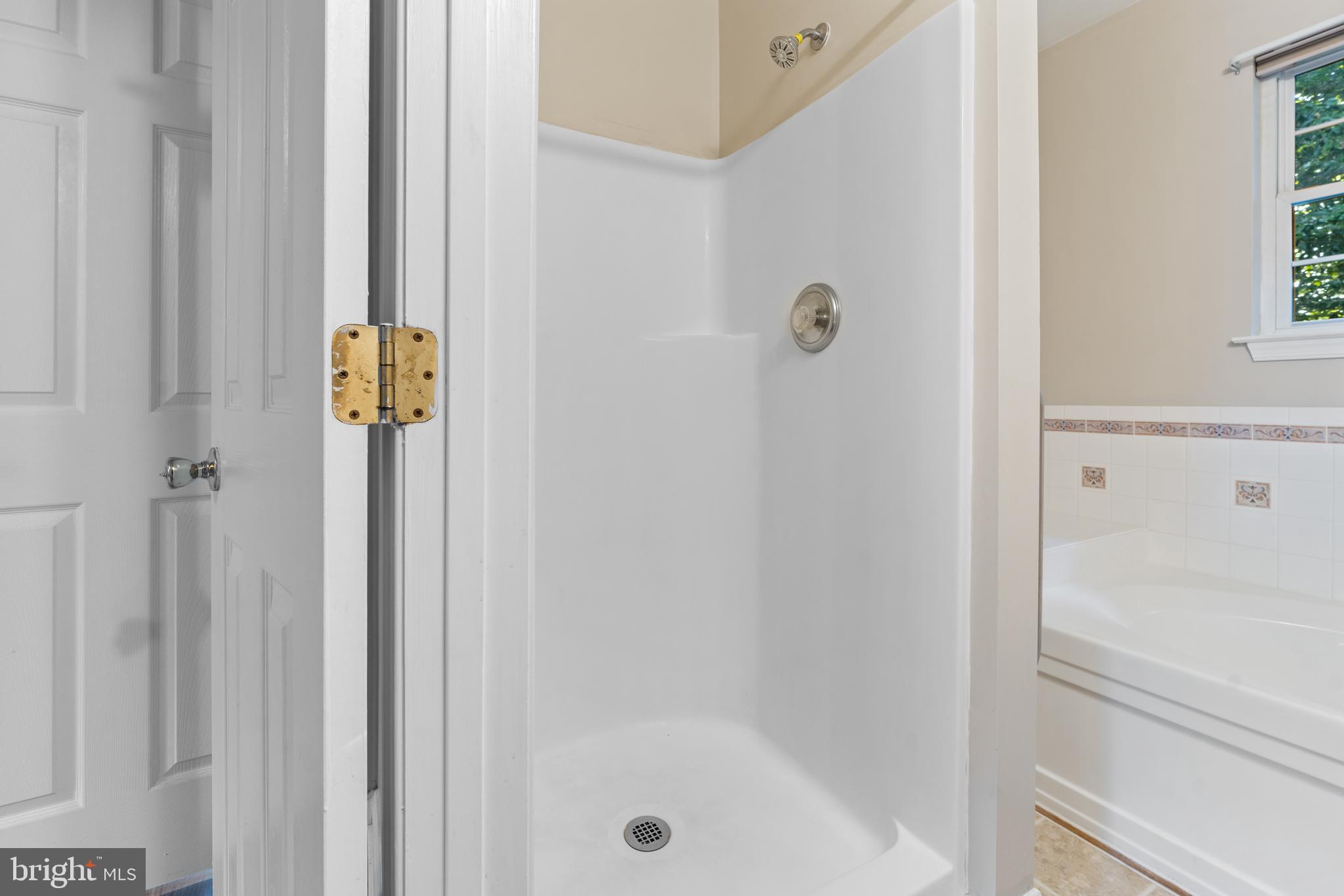 WHITE SANDS - Residential