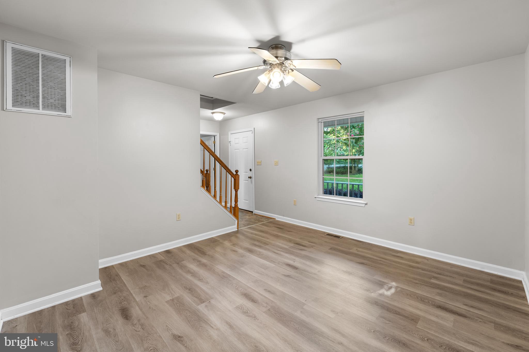 WHITE SANDS - Residential