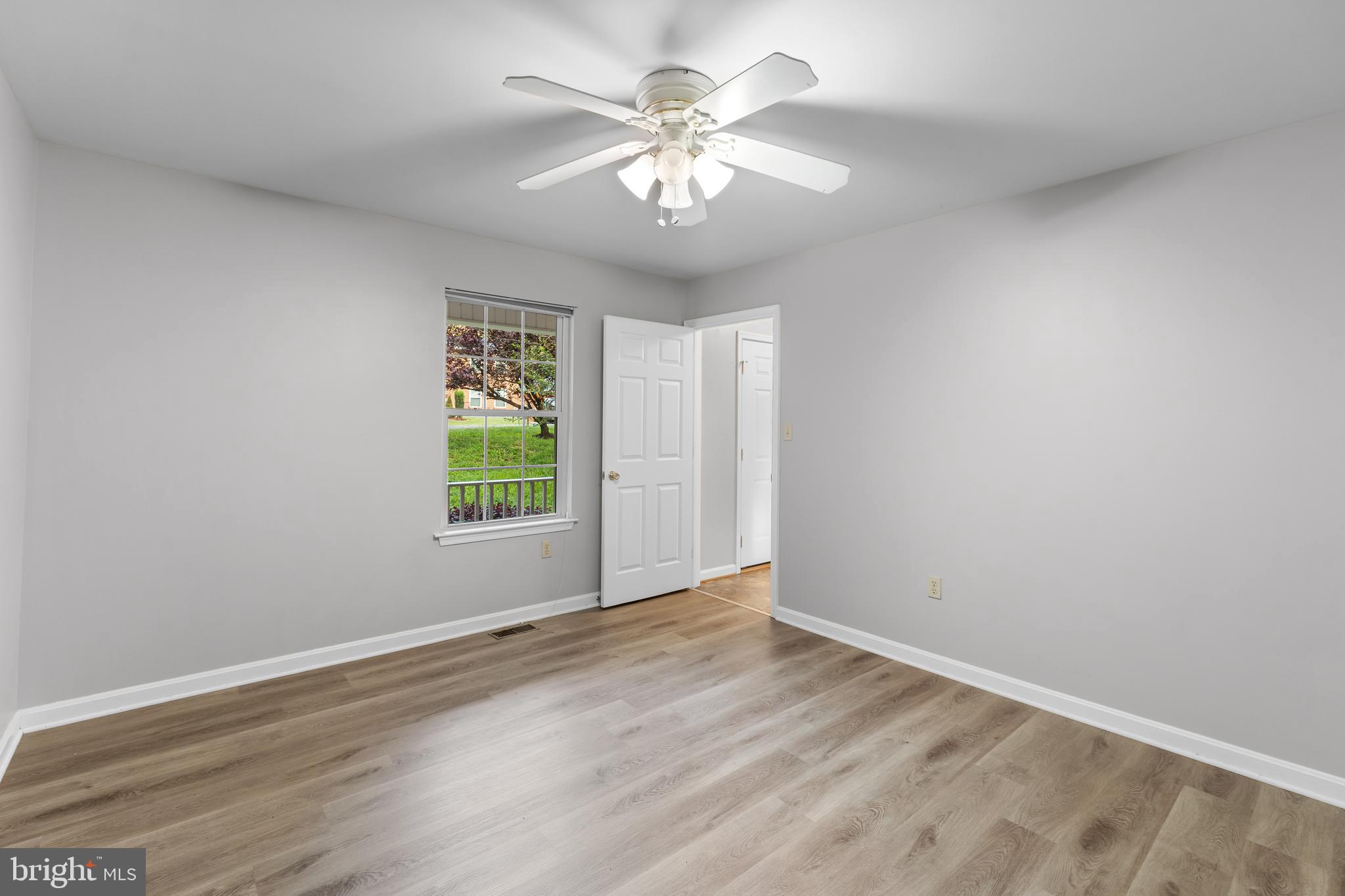 WHITE SANDS - Residential