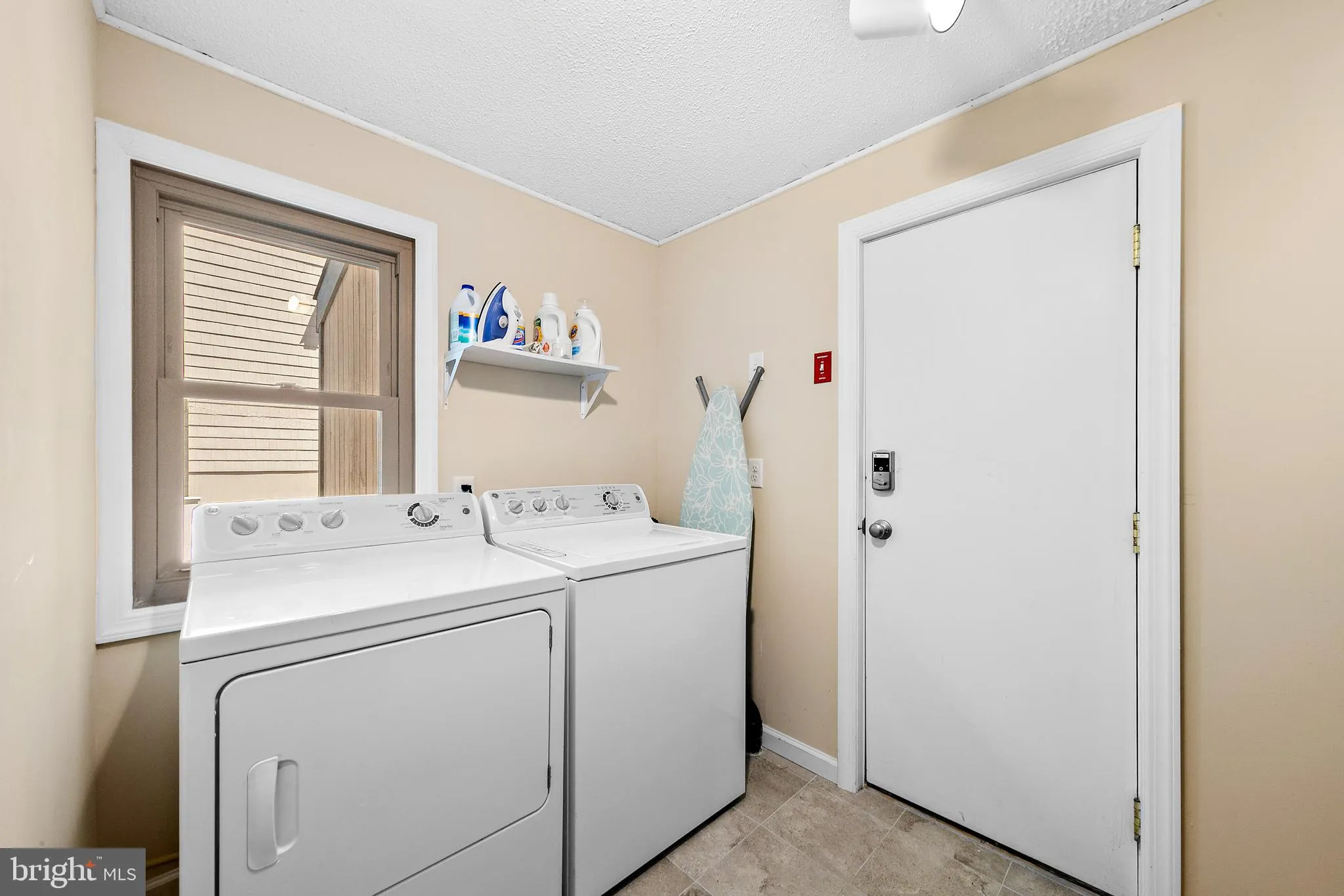 Long Beach Township, New Jersey 08008, United States, 5 Bedrooms Bedrooms, ,2 BathroomsBathrooms,Residential,Pending,60422