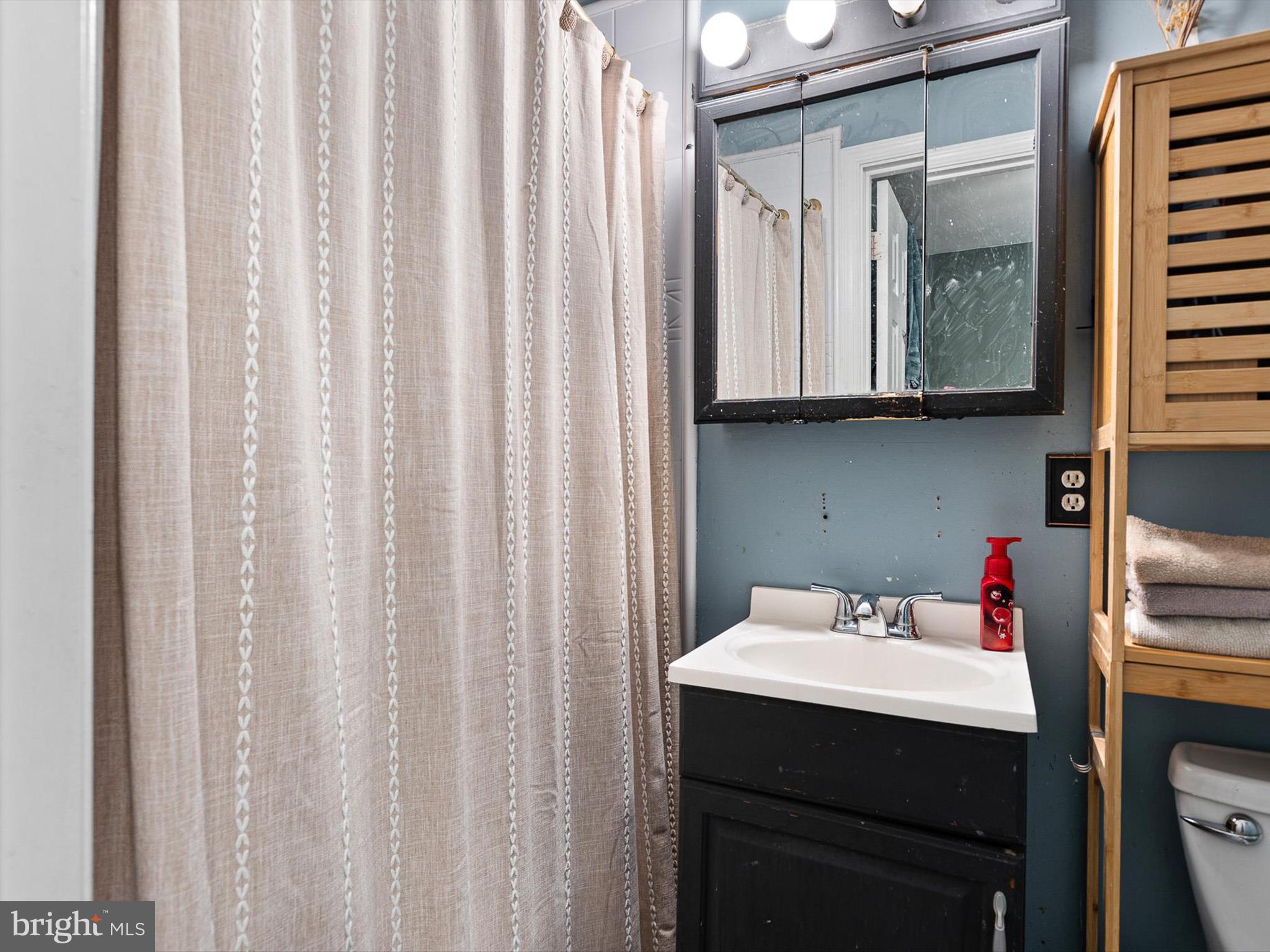 GLEN WESTOVER - Residential