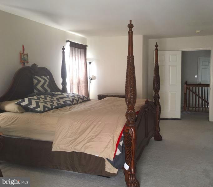 ST CHARLES SUB - SHEFFIELD - Residential Lease