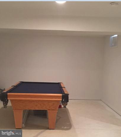 ST CHARLES SUB - SHEFFIELD - Residential Lease