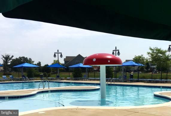 ST CHARLES SUB - SHEFFIELD - Residential Lease