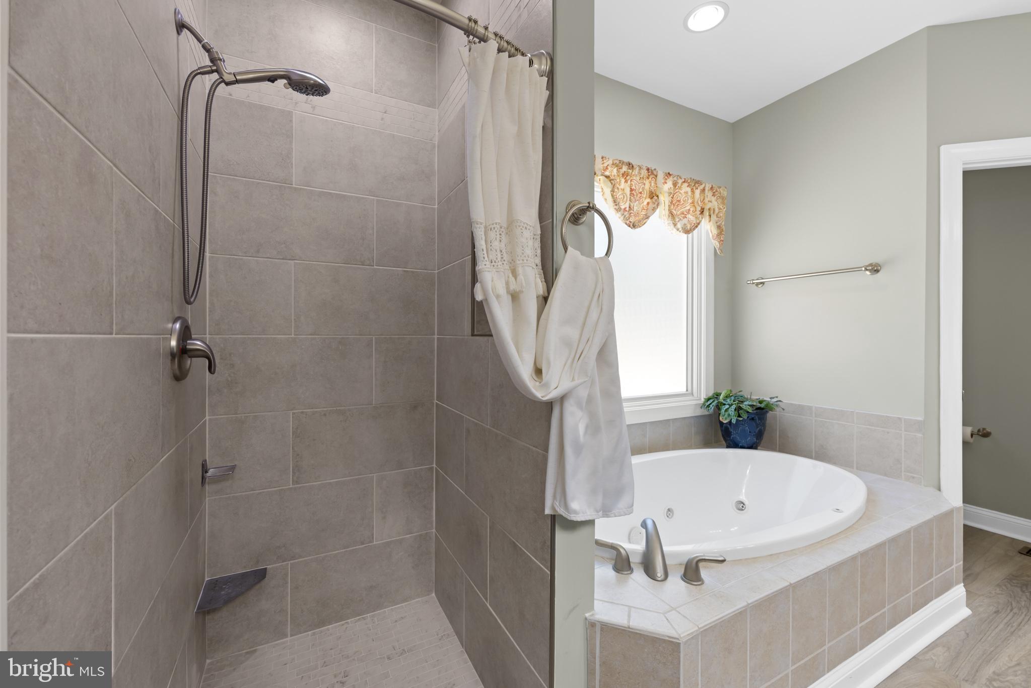 WESTVIEW - Residential