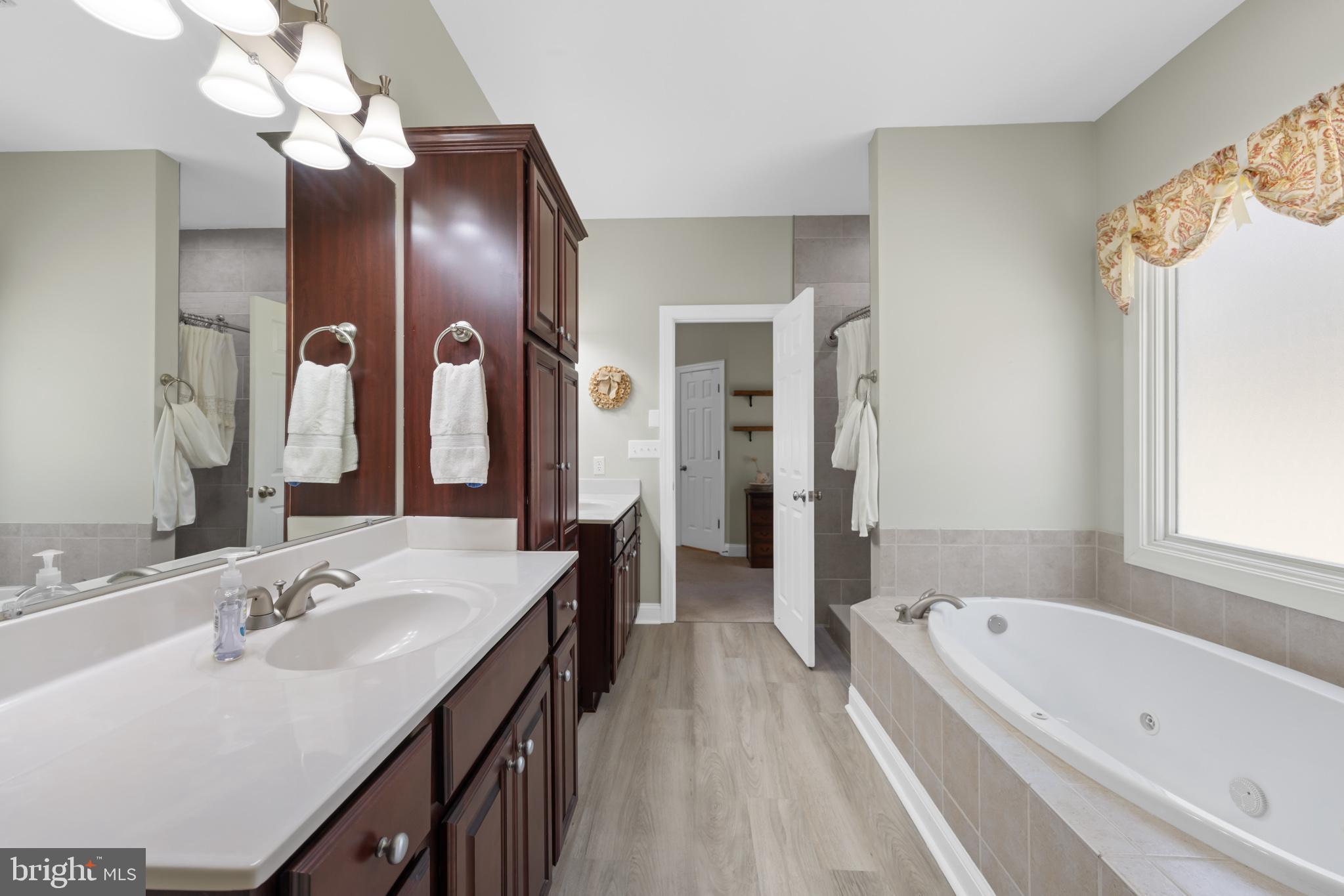 WESTVIEW - Residential